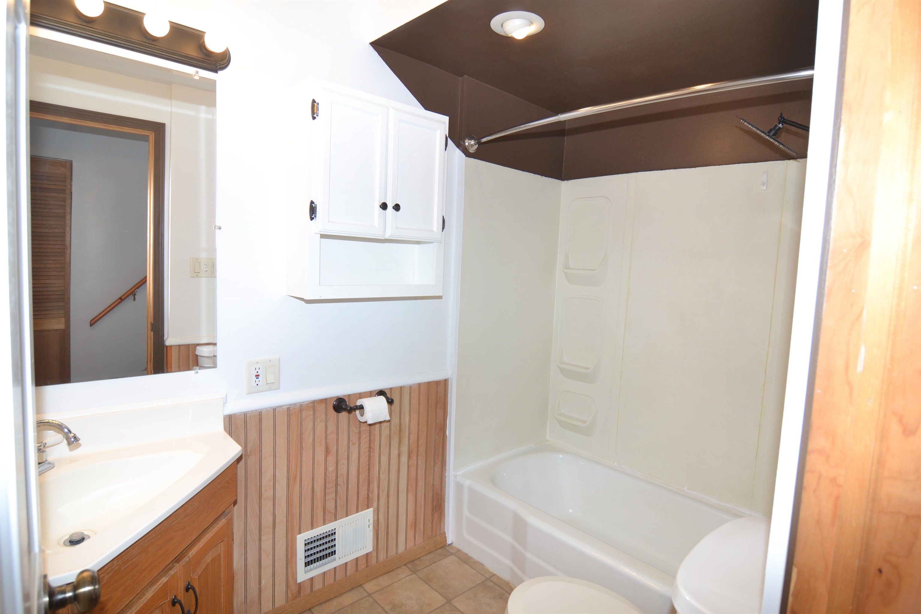 1412 SWANEE AVENUE, Wausau, Wisconsin 54403, 3 Bedrooms Bedrooms, ,2 BathroomsBathrooms,Residential,For Sale,1412 SWANEE AVENUE,22502332