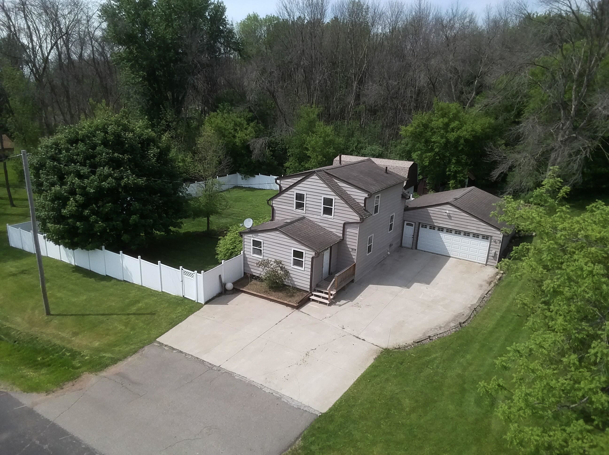 1412 SWANEE AVENUE, Wausau, Wisconsin 54403, 3 Bedrooms Bedrooms, ,2 BathroomsBathrooms,Residential,For Sale,1412 SWANEE AVENUE,22502332