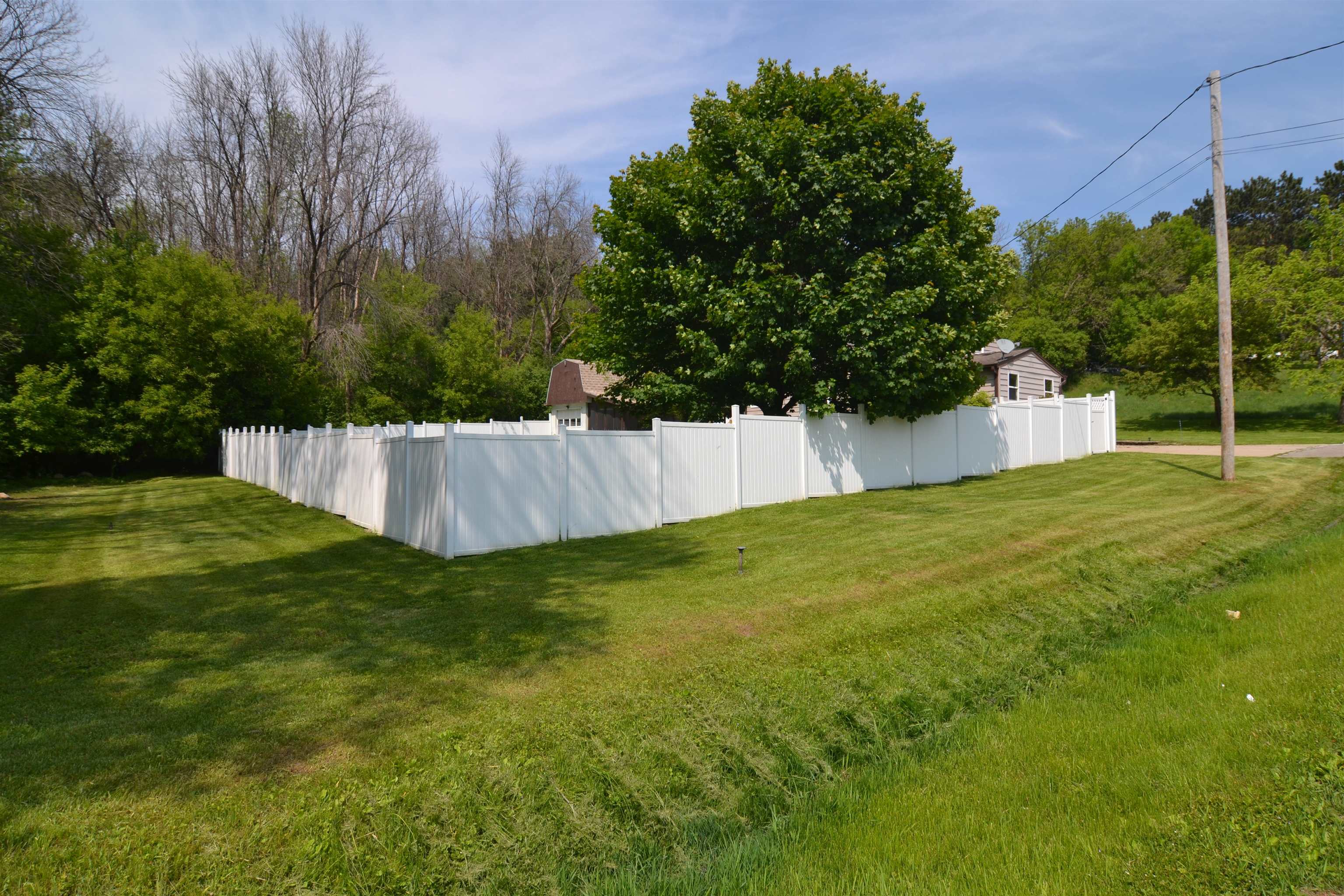 1412 SWANEE AVENUE, Wausau, Wisconsin 54403, 3 Bedrooms Bedrooms, ,2 BathroomsBathrooms,Residential,For Sale,1412 SWANEE AVENUE,22502332