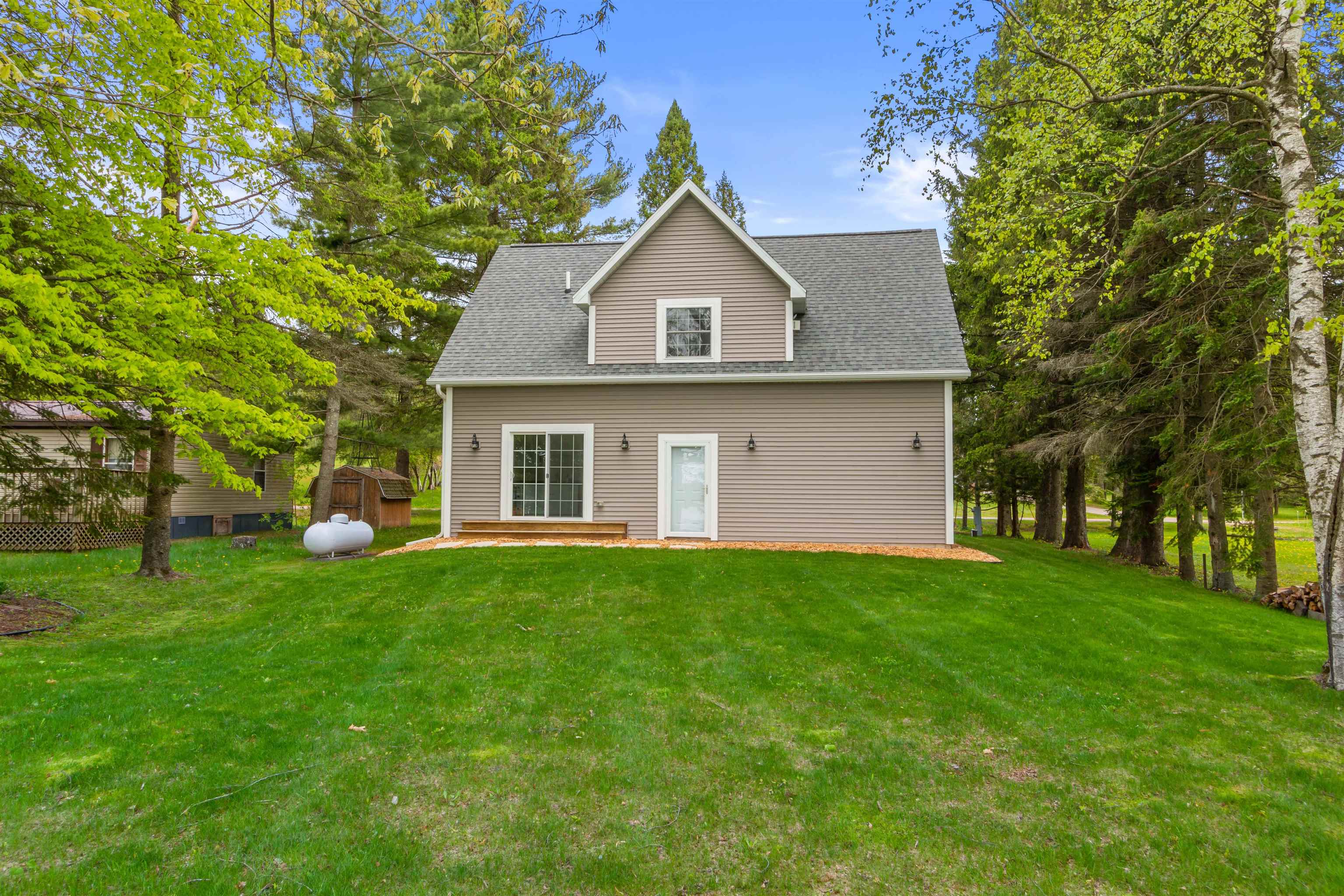 3155 W LAKE HELEN DRIVE, Rosholt, Wisconsin 54473, 2 Bedrooms Bedrooms, ,1 BathroomBathrooms,Residential,For Sale,3155 W LAKE HELEN DRIVE,22502333