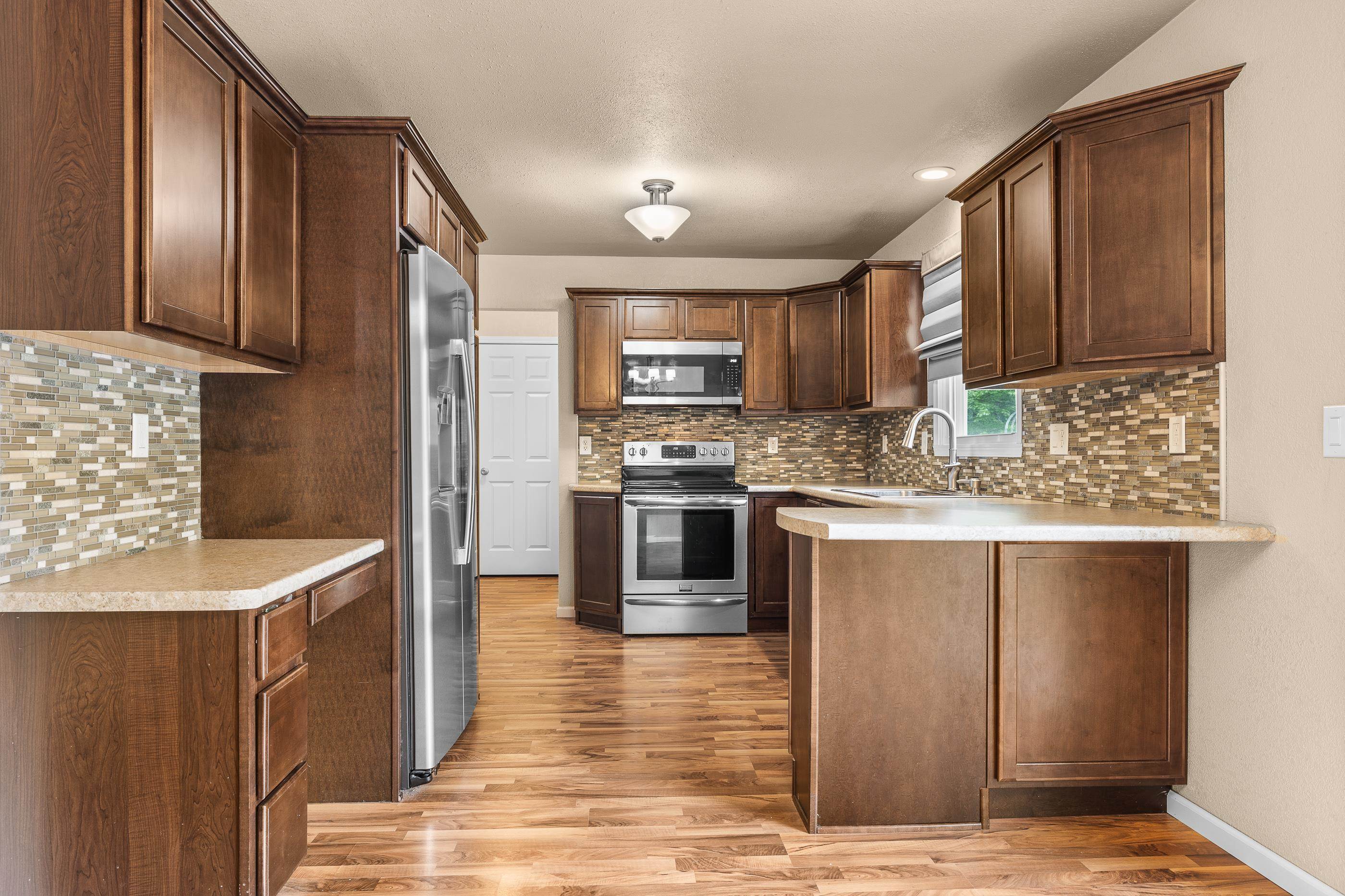 1940 EASLAN DRIVE, Plover, Wisconsin 54467, 4 Bedrooms Bedrooms, ,3 BathroomsBathrooms,Residential,For Sale,1940 EASLAN DRIVE,22502338