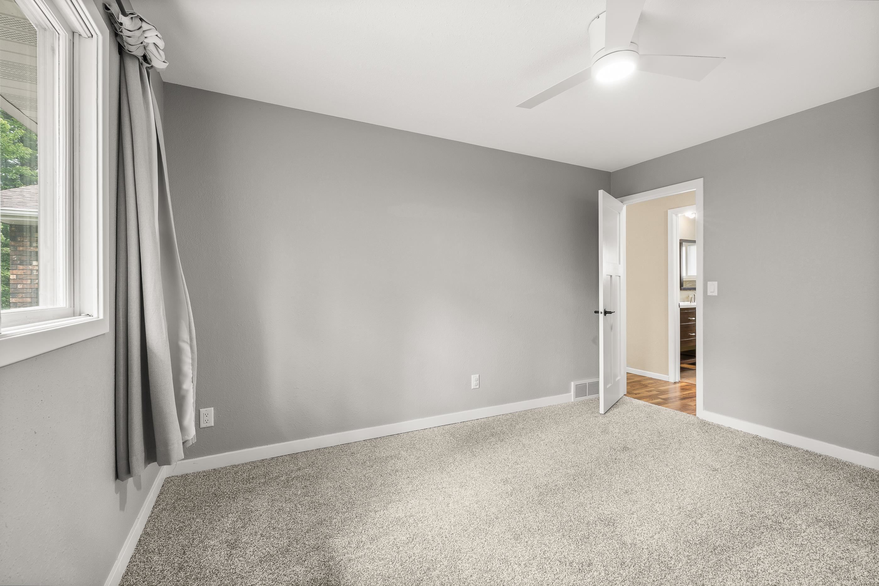 1940 EASLAN DRIVE, Plover, Wisconsin 54467, 4 Bedrooms Bedrooms, ,3 BathroomsBathrooms,Residential,For Sale,1940 EASLAN DRIVE,22502338