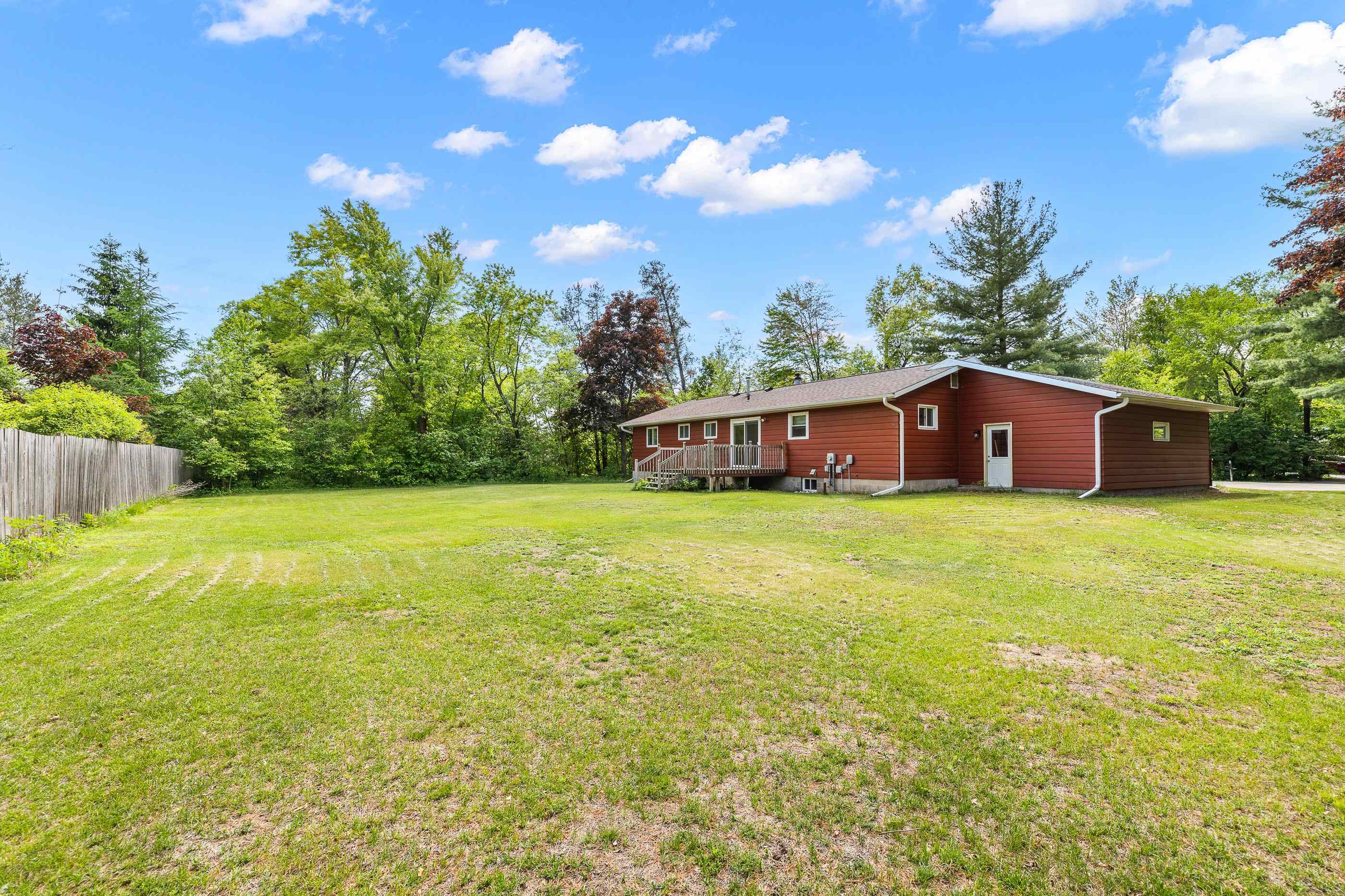 1940 EASLAN DRIVE, Plover, Wisconsin 54467, 4 Bedrooms Bedrooms, ,3 BathroomsBathrooms,Residential,For Sale,1940 EASLAN DRIVE,22502338