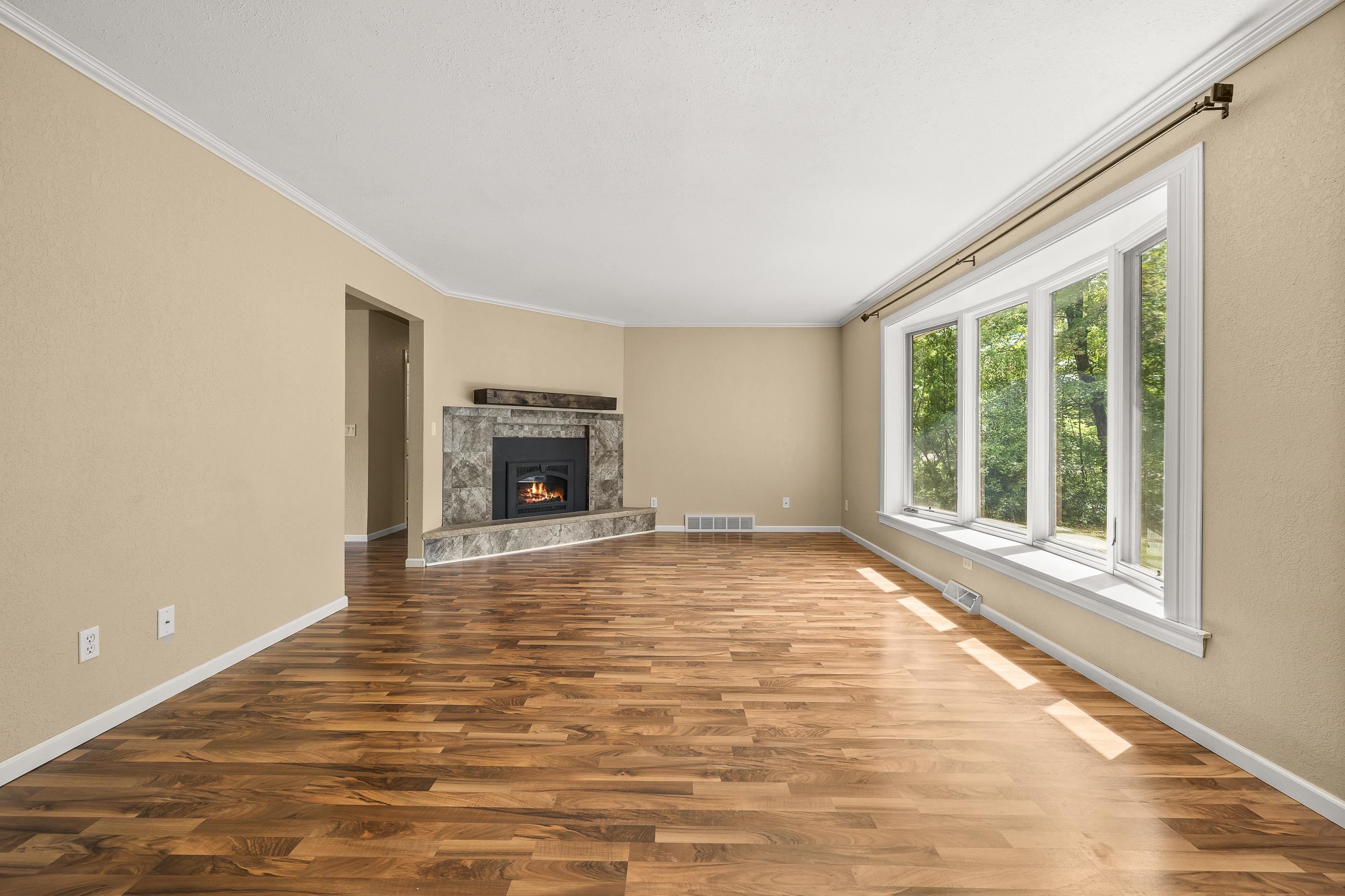 1940 EASLAN DRIVE, Plover, Wisconsin 54467, 4 Bedrooms Bedrooms, ,3 BathroomsBathrooms,Residential,For Sale,1940 EASLAN DRIVE,22502338