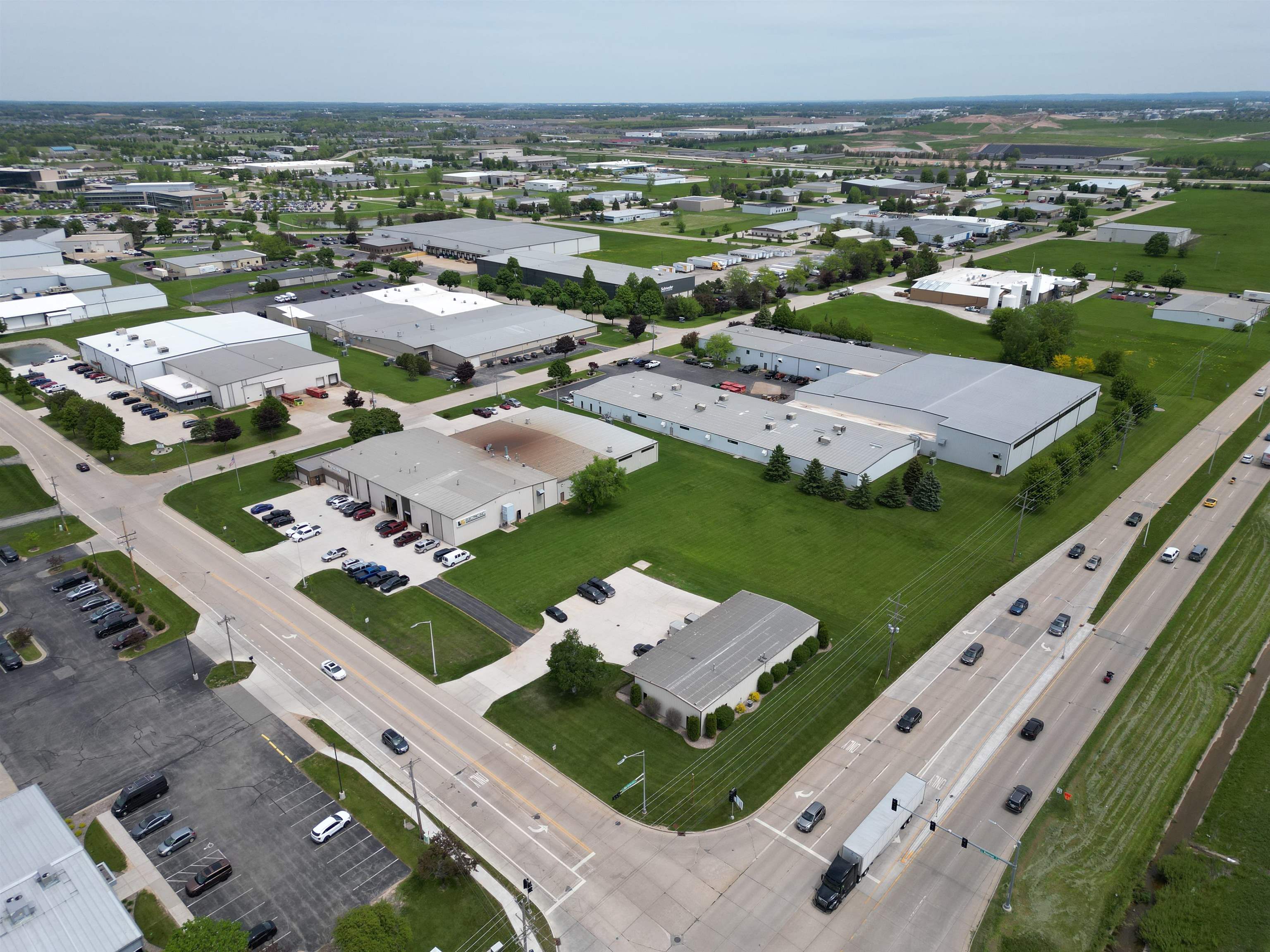2810 N ROEMER ROAD, Appleton, Wisconsin 54911, ,Commercial/industrial,For Sale,2810 N ROEMER ROAD,22502339