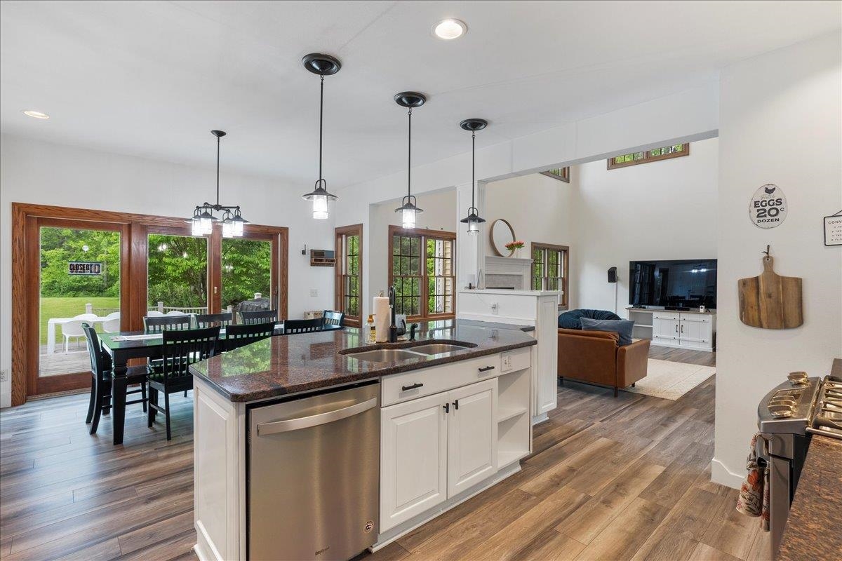 111877 OLD SUGARBUSH LANE, Marshfield, Wisconsin 54449, 4 Bedrooms Bedrooms, ,3 BathroomsBathrooms,Residential,For Sale,111877 OLD SUGARBUSH LANE,22502341