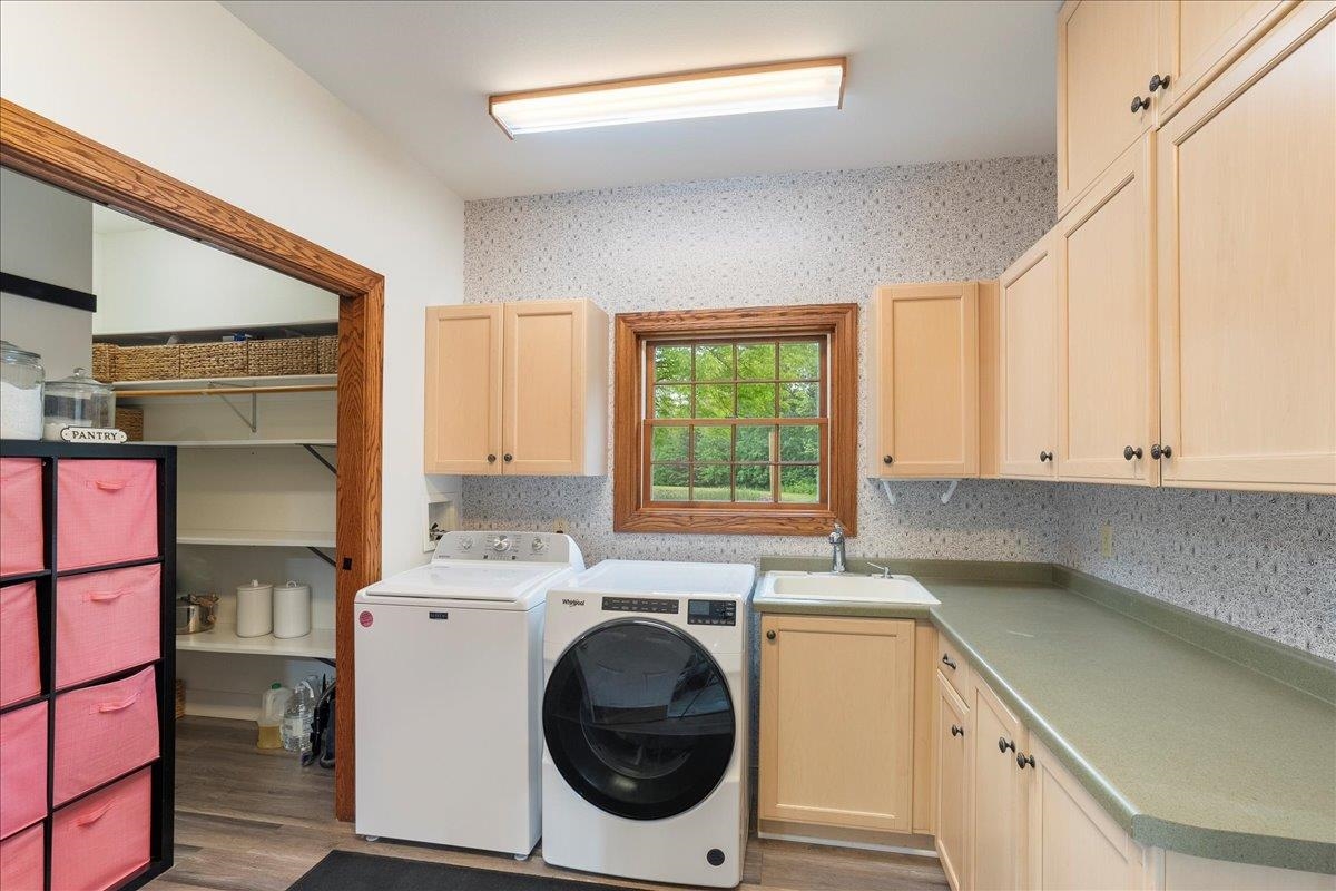 111877 OLD SUGARBUSH LANE, Marshfield, Wisconsin 54449, 4 Bedrooms Bedrooms, ,3 BathroomsBathrooms,Residential,For Sale,111877 OLD SUGARBUSH LANE,22502341