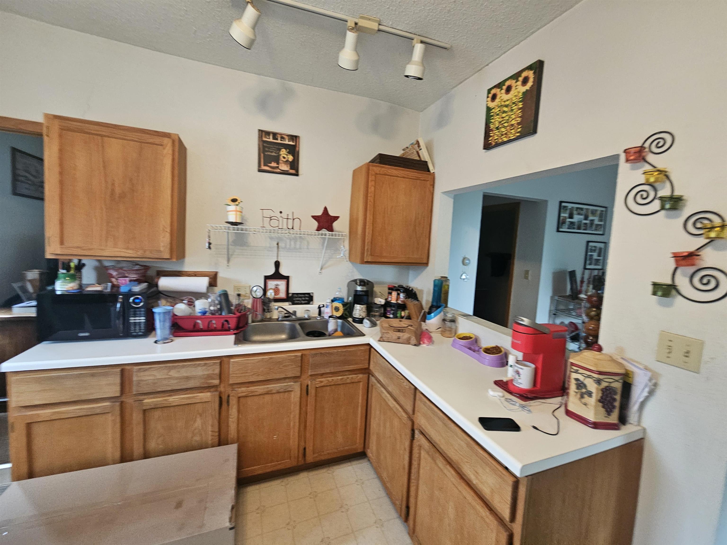 830 CHICAGO AVENUE, Wausau, Wisconsin 54403, 2 Bedrooms Bedrooms, ,1 BathroomBathrooms,Multi-family,For Sale,830 CHICAGO AVENUE,22502342