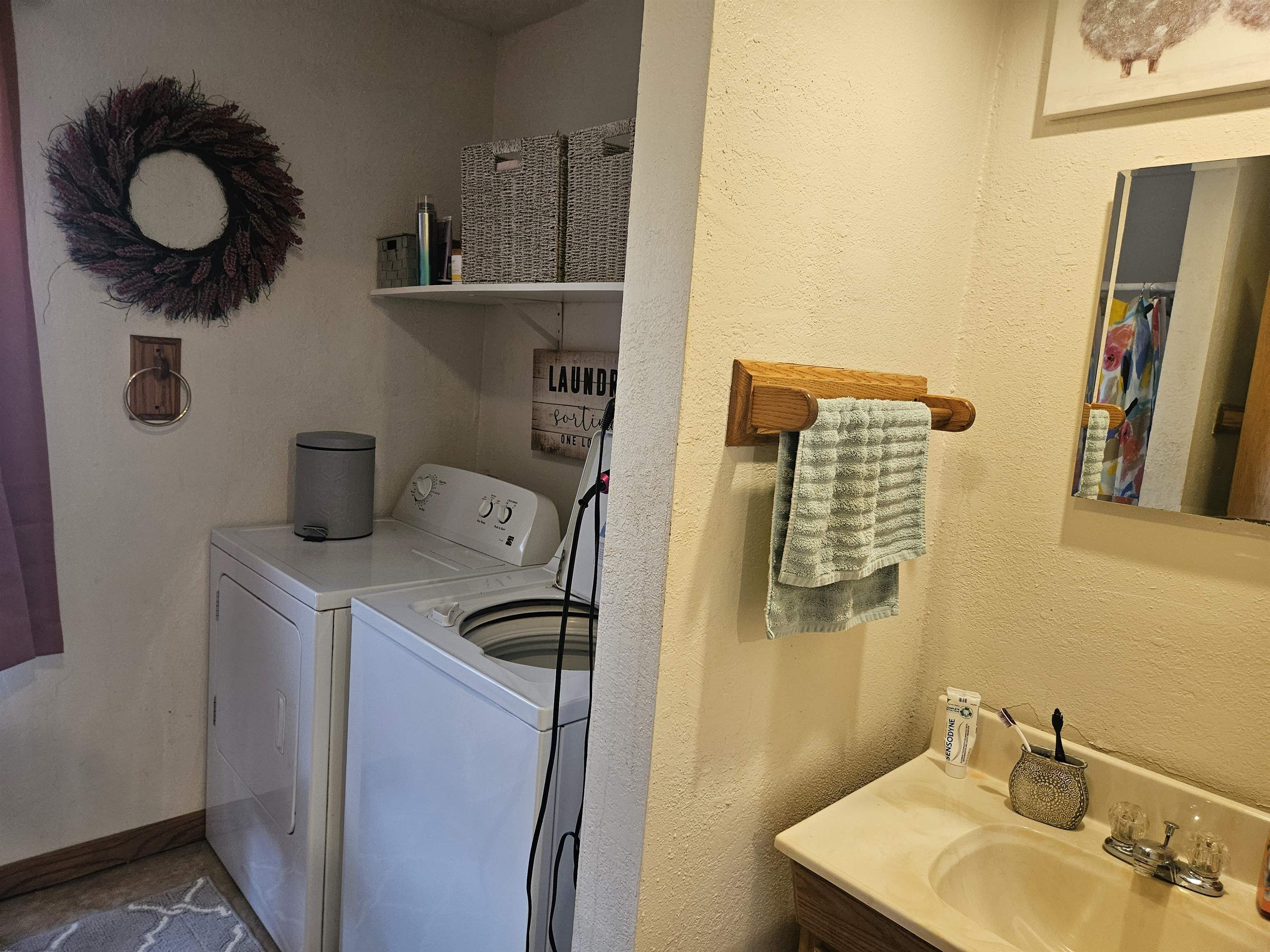 830 CHICAGO AVENUE, Wausau, Wisconsin 54403, 2 Bedrooms Bedrooms, ,1 BathroomBathrooms,Multi-family,For Sale,830 CHICAGO AVENUE,22502342