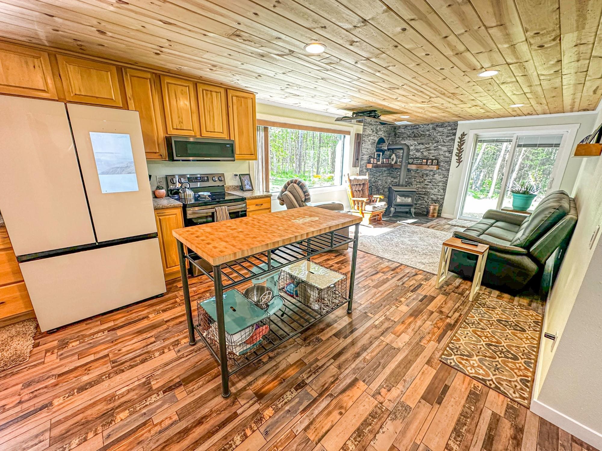 N7573 E DOVER ROAD, Phillips, Wisconsin 54555, 1 Bedroom Bedrooms, ,1 BathroomBathrooms,Residential,For Sale,N7573 E DOVER ROAD,22502343