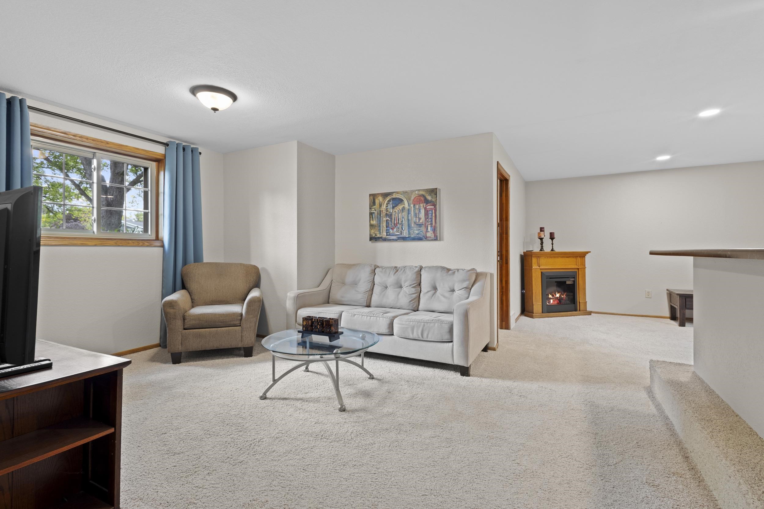 630 COVENTRY DRIVE, Plover, Wisconsin 54467, 4 Bedrooms Bedrooms, ,3 BathroomsBathrooms,Residential,For Sale,630 COVENTRY DRIVE,22502345
