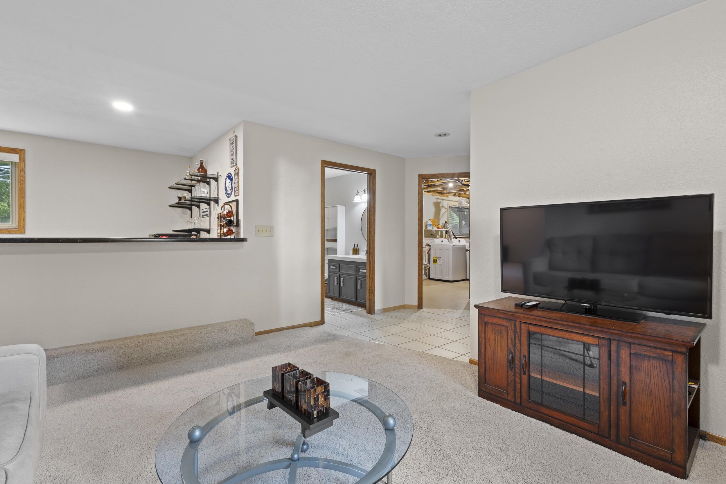 630 COVENTRY DRIVE, Plover, Wisconsin 54467, 4 Bedrooms Bedrooms, ,3 BathroomsBathrooms,Residential,For Sale,630 COVENTRY DRIVE,22502345