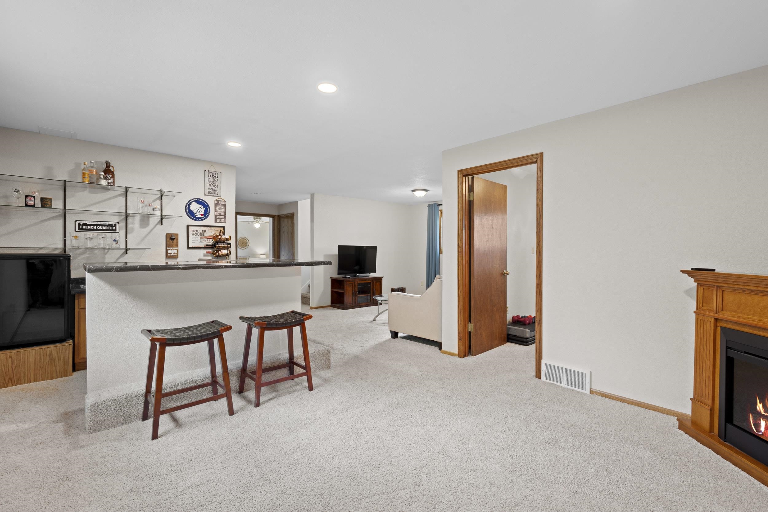 630 COVENTRY DRIVE, Plover, Wisconsin 54467, 4 Bedrooms Bedrooms, ,3 BathroomsBathrooms,Residential,For Sale,630 COVENTRY DRIVE,22502345