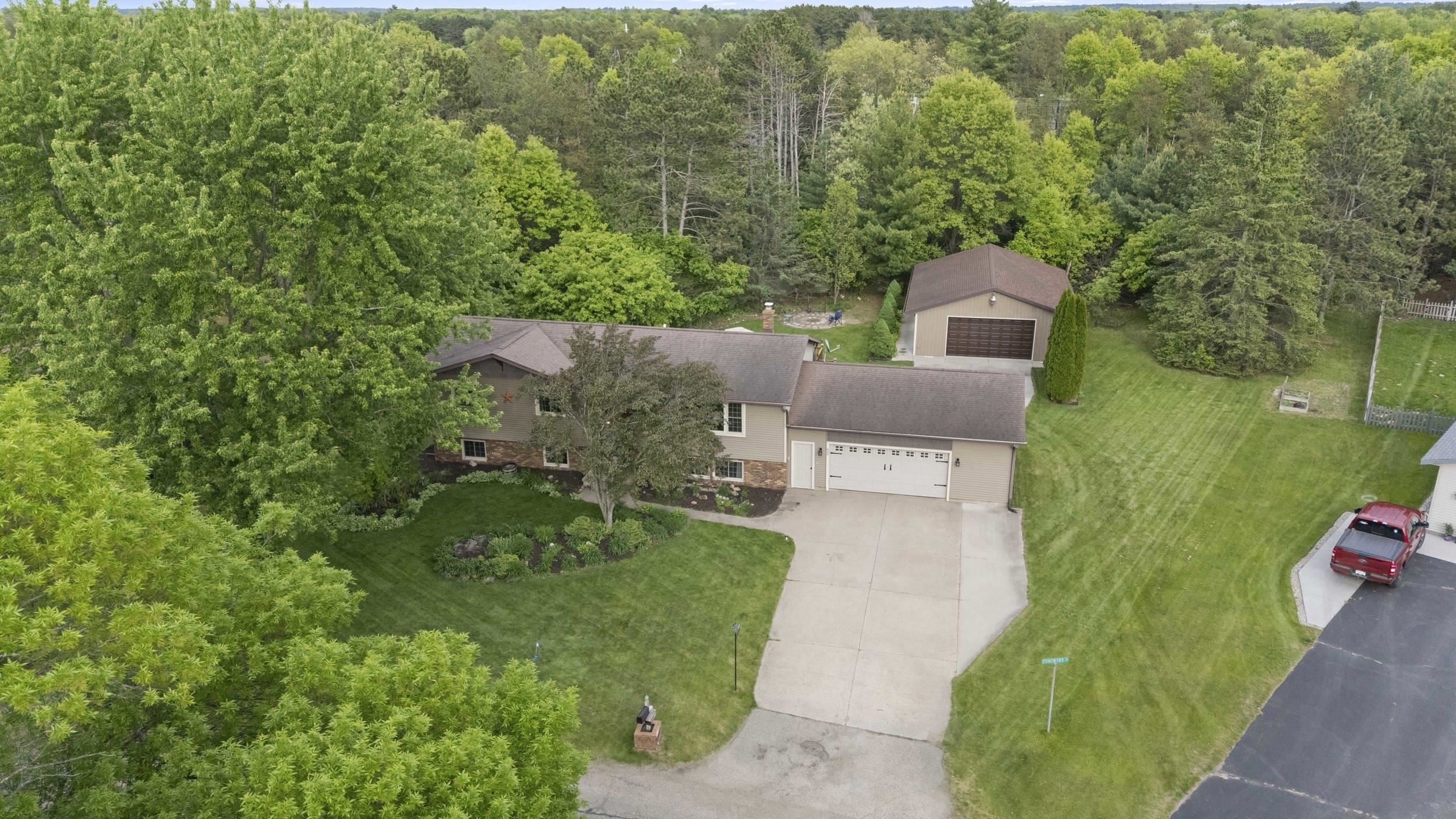 630 COVENTRY DRIVE, Plover, Wisconsin 54467, 4 Bedrooms Bedrooms, ,3 BathroomsBathrooms,Residential,For Sale,630 COVENTRY DRIVE,22502345