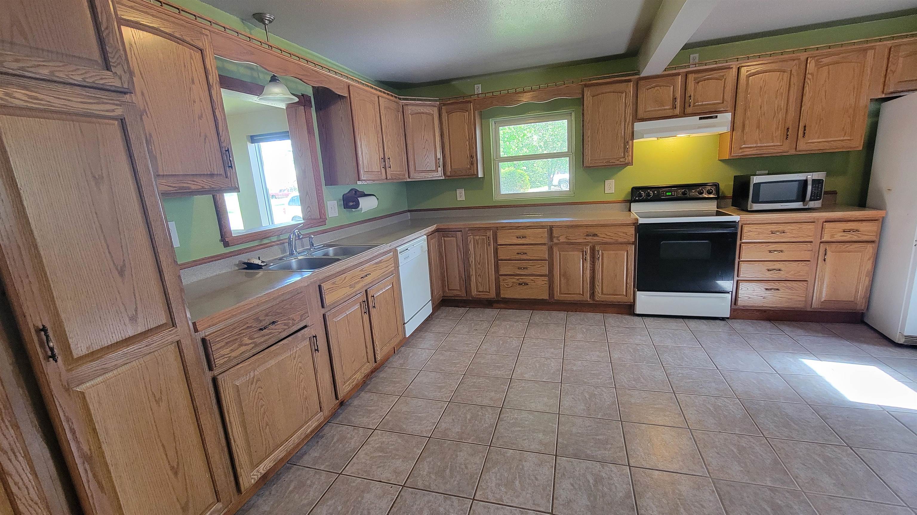 N681 CENTER STREET, Phlox, Wisconsin 54465, 3 Bedrooms Bedrooms, ,2 BathroomsBathrooms,Residential,For Sale,N681 CENTER STREET,22502346