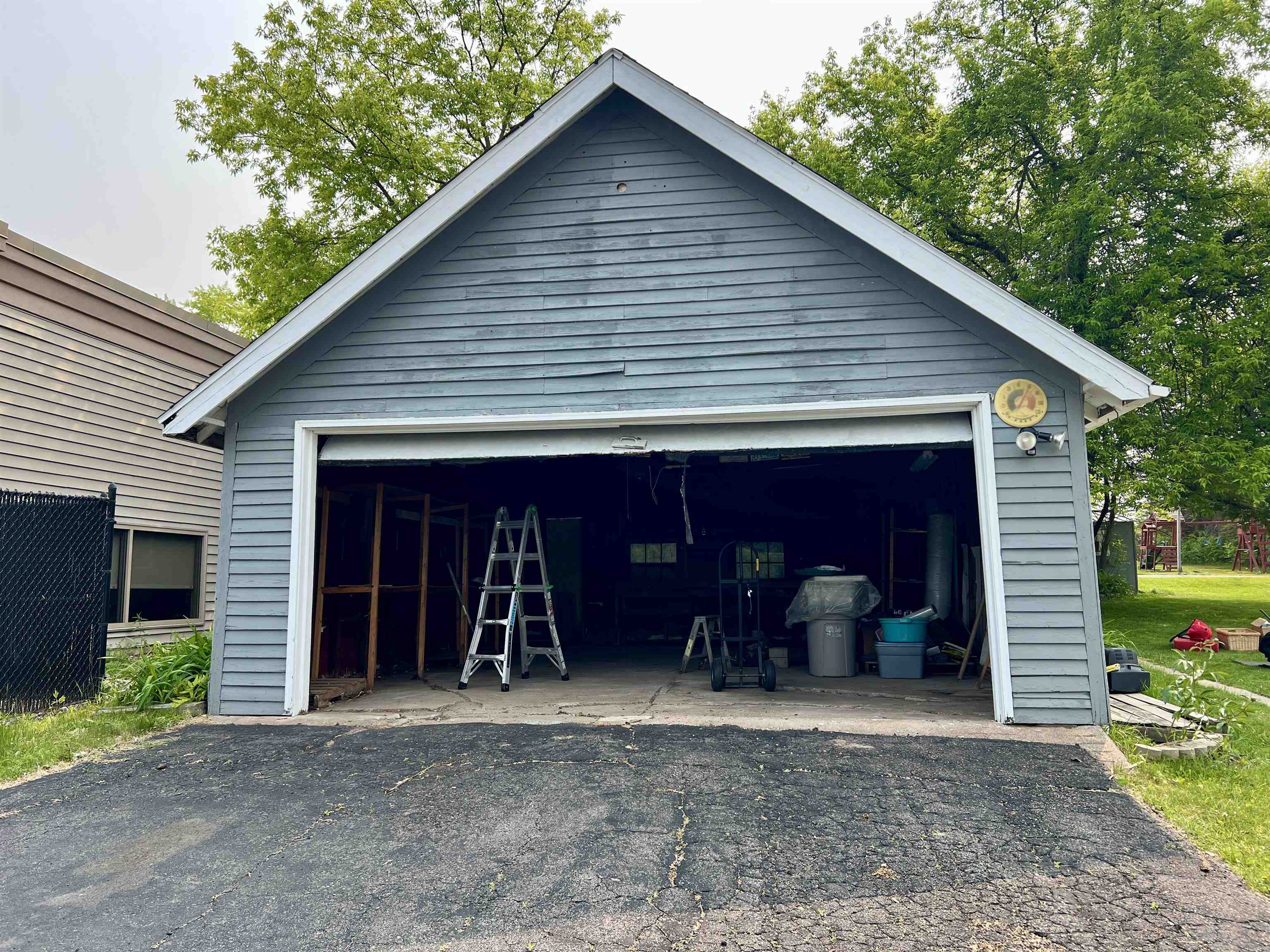 400 GENESEE STREET, Wittenberg, Wisconsin 54499, 4 Bedrooms Bedrooms, ,1 BathroomBathrooms,Residential,For Sale,400 GENESEE STREET,22502348