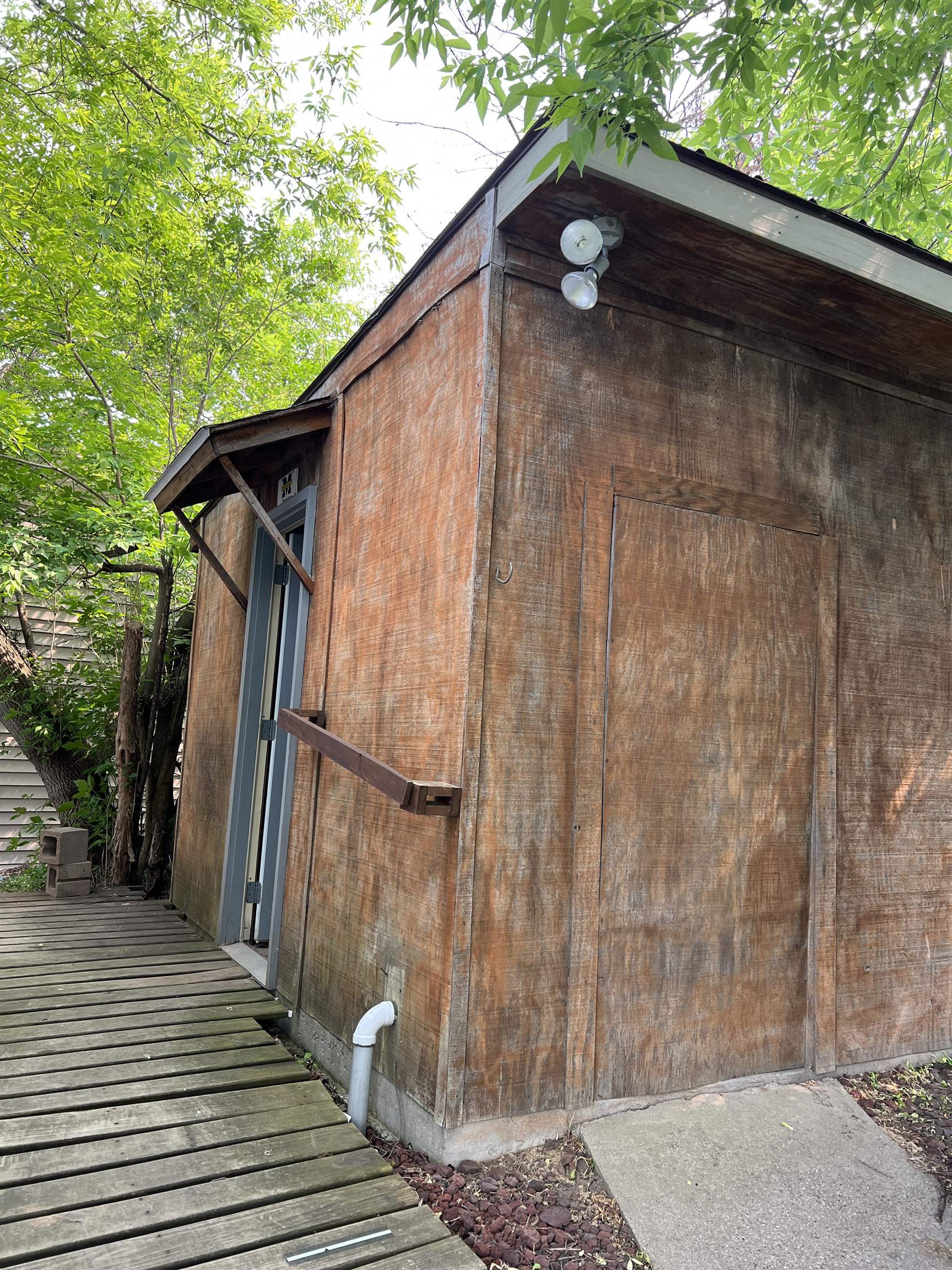 400 GENESEE STREET, Wittenberg, Wisconsin 54499, 4 Bedrooms Bedrooms, ,1 BathroomBathrooms,Residential,For Sale,400 GENESEE STREET,22502348