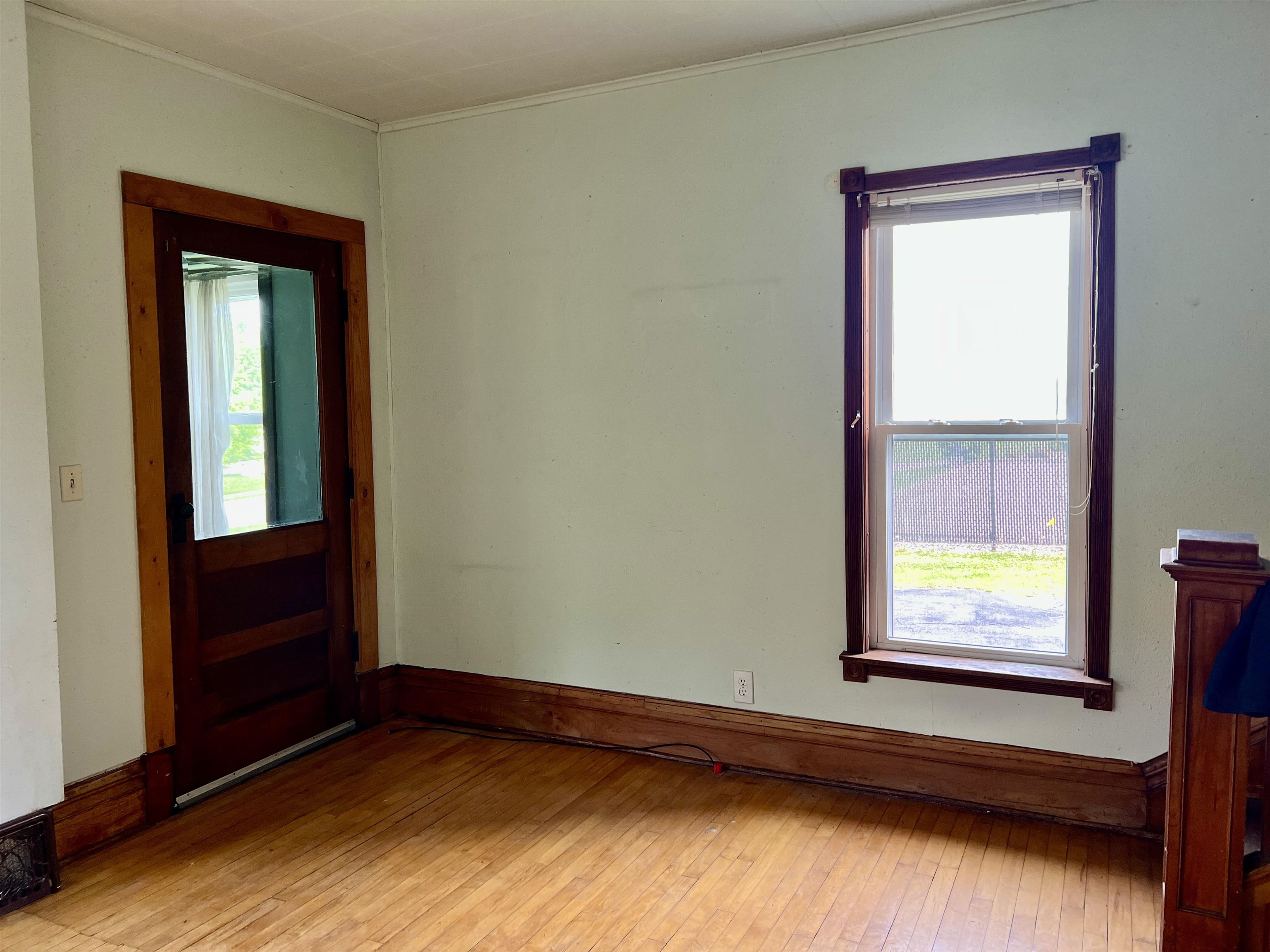 400 GENESEE STREET, Wittenberg, Wisconsin 54499, 4 Bedrooms Bedrooms, ,1 BathroomBathrooms,Residential,For Sale,400 GENESEE STREET,22502348