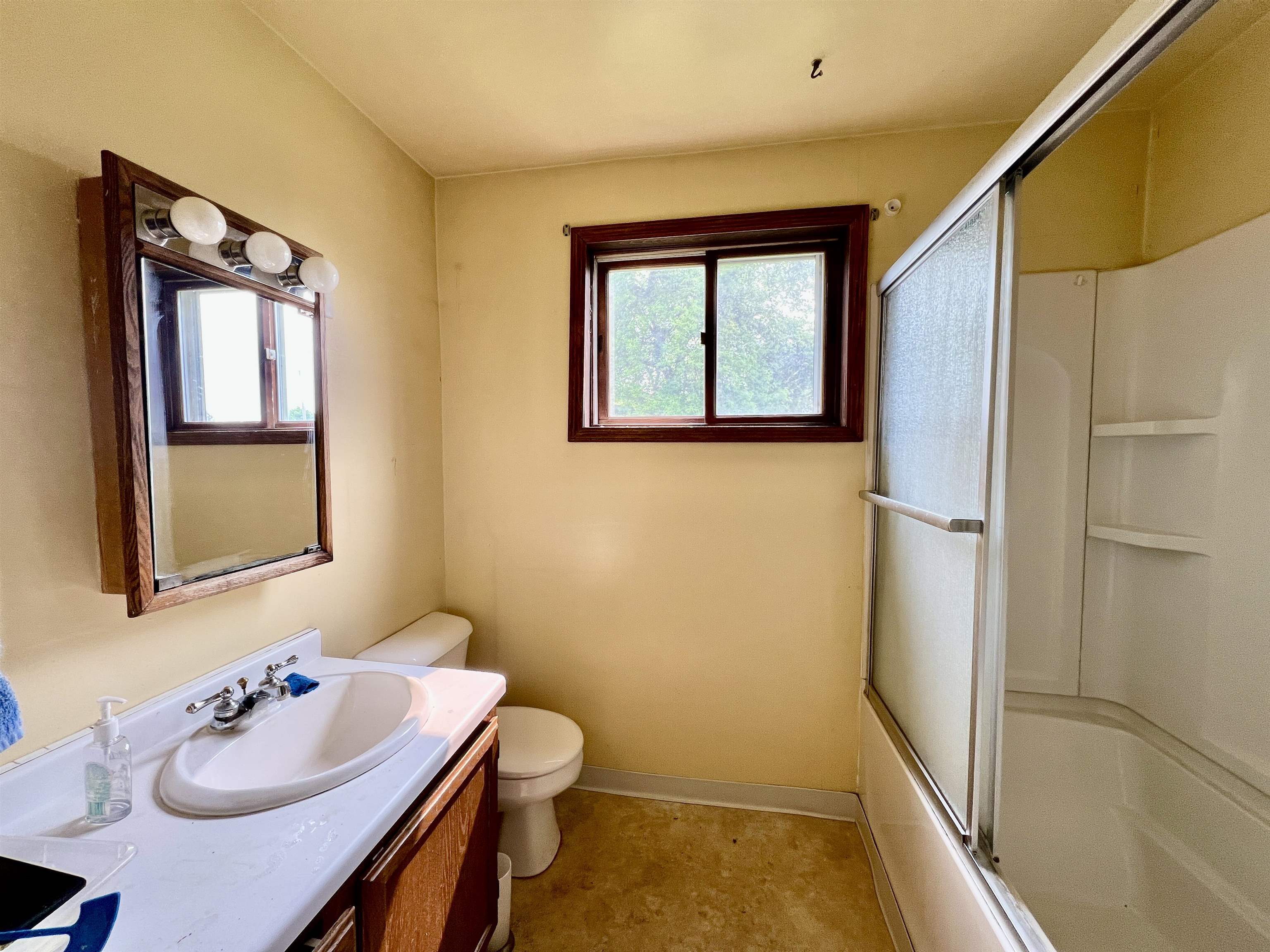400 GENESEE STREET, Wittenberg, Wisconsin 54499, 4 Bedrooms Bedrooms, ,1 BathroomBathrooms,Residential,For Sale,400 GENESEE STREET,22502348