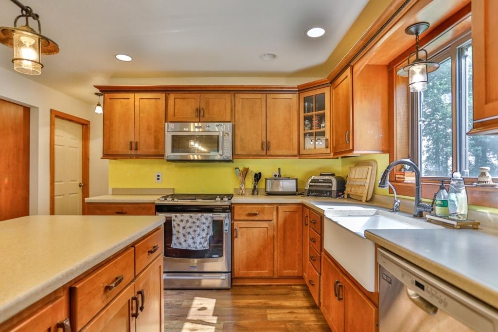 109074 STATE HIGHWAY 29, Abbotsford, Wisconsin 54405, 3 Bedrooms Bedrooms, ,2 BathroomsBathrooms,Residential,For Sale,109074 STATE HIGHWAY 29,22502350