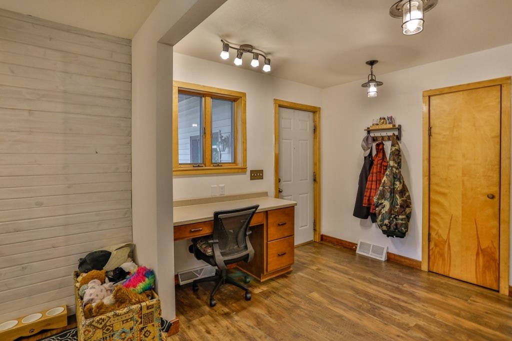 109074 STATE HIGHWAY 29, Abbotsford, Wisconsin 54405, 3 Bedrooms Bedrooms, ,2 BathroomsBathrooms,Residential,For Sale,109074 STATE HIGHWAY 29,22502350
