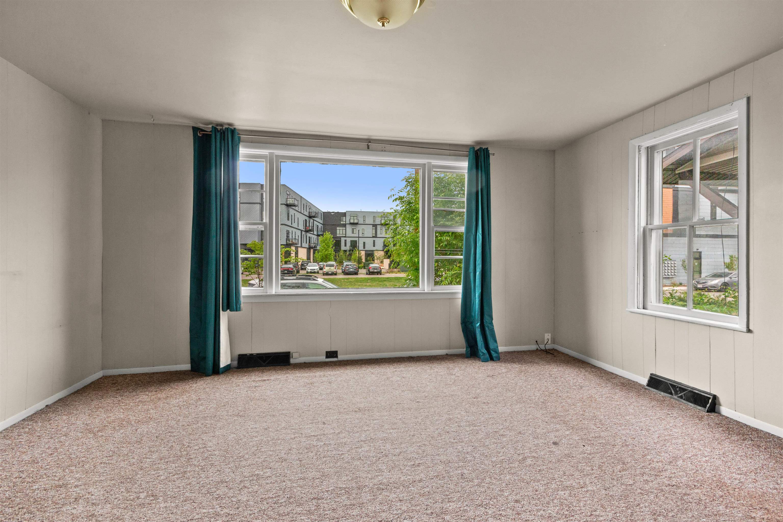 1016 PORTAGE STREET, Stevens Point, Wisconsin 54481, 5 Bedrooms Bedrooms, 9 Rooms Rooms,2 BathroomsBathrooms,Multi-family,For Sale,1016 PORTAGE STREET,22502375