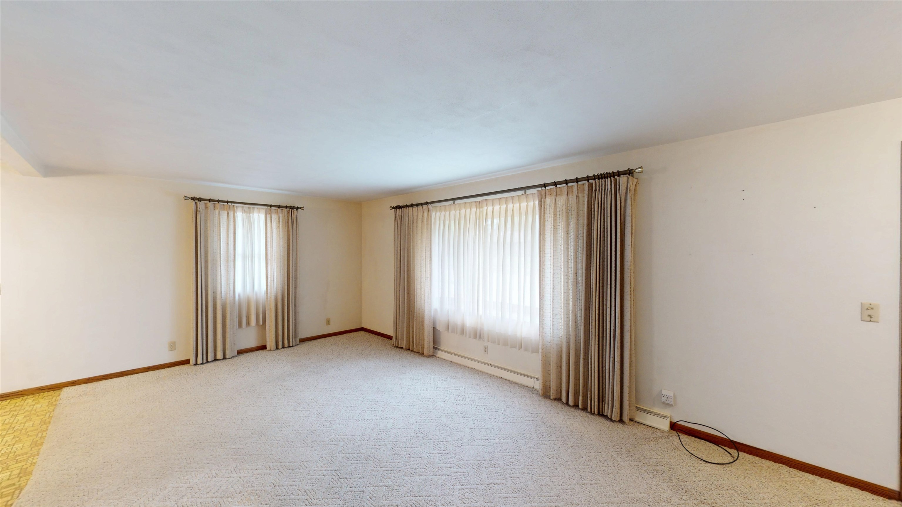 1324 E 8TH STREET, Marshfield, Wisconsin 54449, 3 Bedrooms Bedrooms, ,1 BathroomBathrooms,Residential,For Sale,1324 E 8TH STREET,22502380