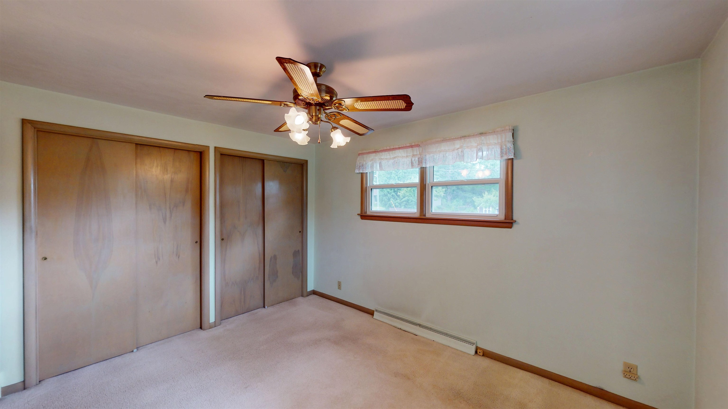 1324 E 8TH STREET, Marshfield, Wisconsin 54449, 3 Bedrooms Bedrooms, ,1 BathroomBathrooms,Residential,For Sale,1324 E 8TH STREET,22502380