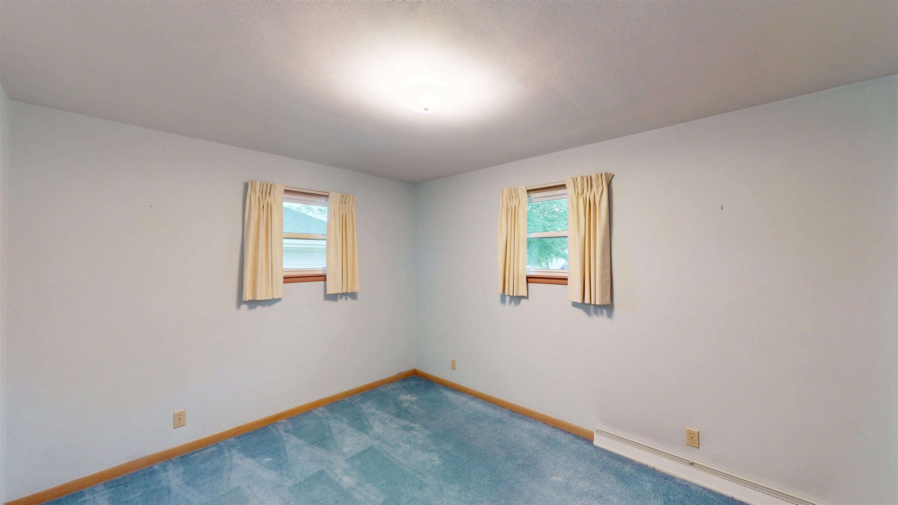 1324 E 8TH STREET, Marshfield, Wisconsin 54449, 3 Bedrooms Bedrooms, ,1 BathroomBathrooms,Residential,For Sale,1324 E 8TH STREET,22502380