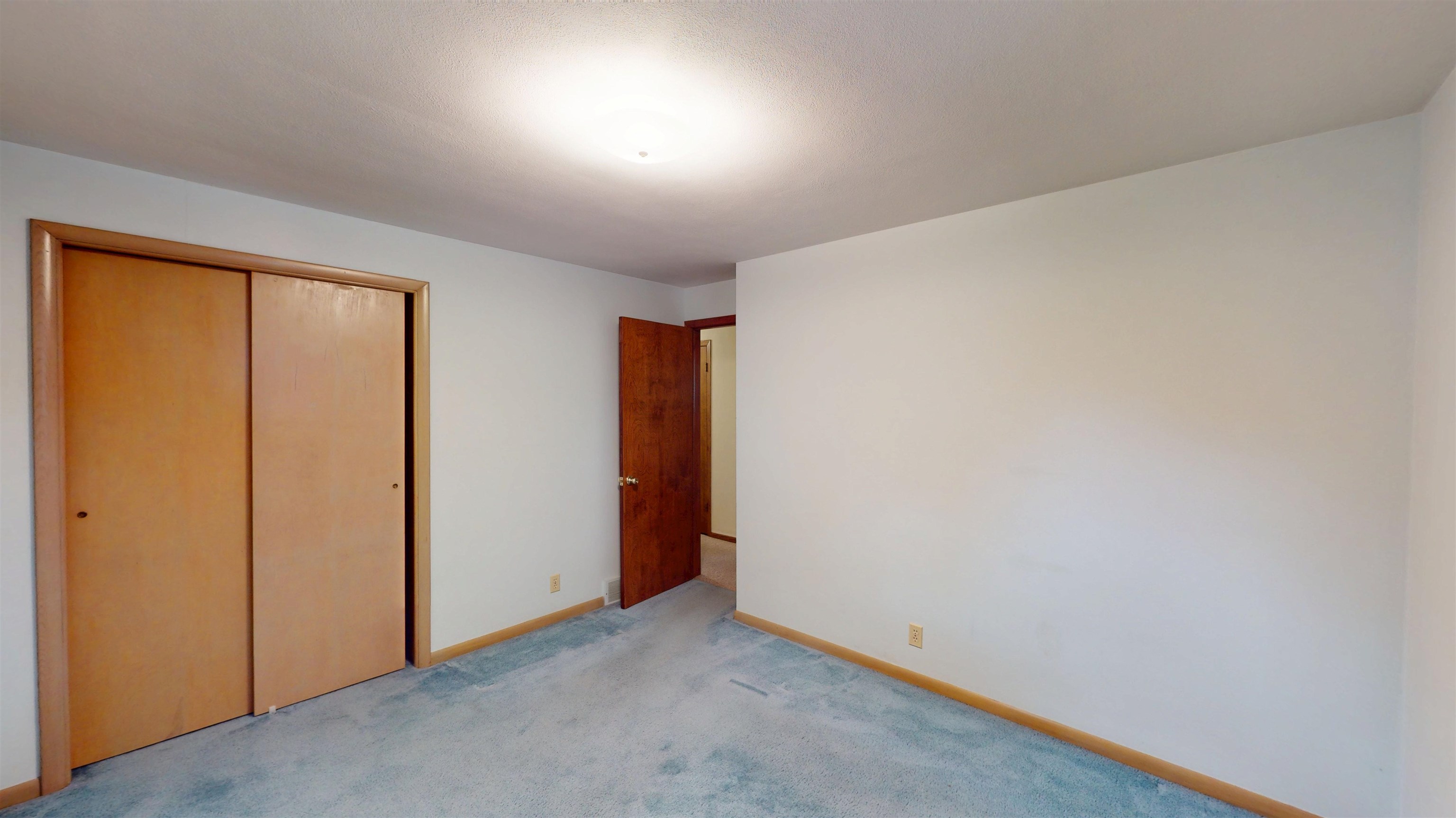1324 E 8TH STREET, Marshfield, Wisconsin 54449, 3 Bedrooms Bedrooms, ,1 BathroomBathrooms,Residential,For Sale,1324 E 8TH STREET,22502380