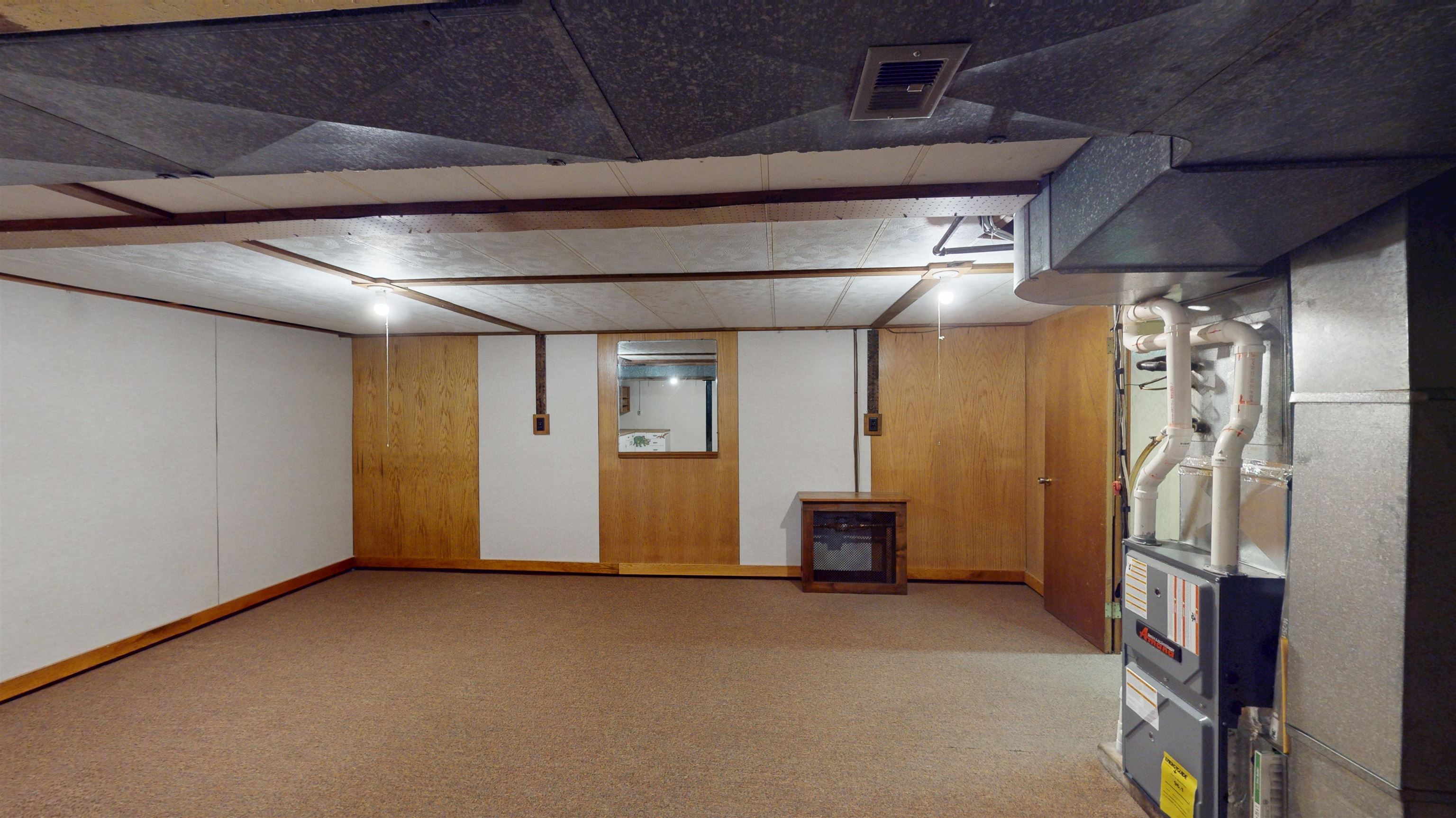 1324 E 8TH STREET, Marshfield, Wisconsin 54449, 3 Bedrooms Bedrooms, ,1 BathroomBathrooms,Residential,For Sale,1324 E 8TH STREET,22502380