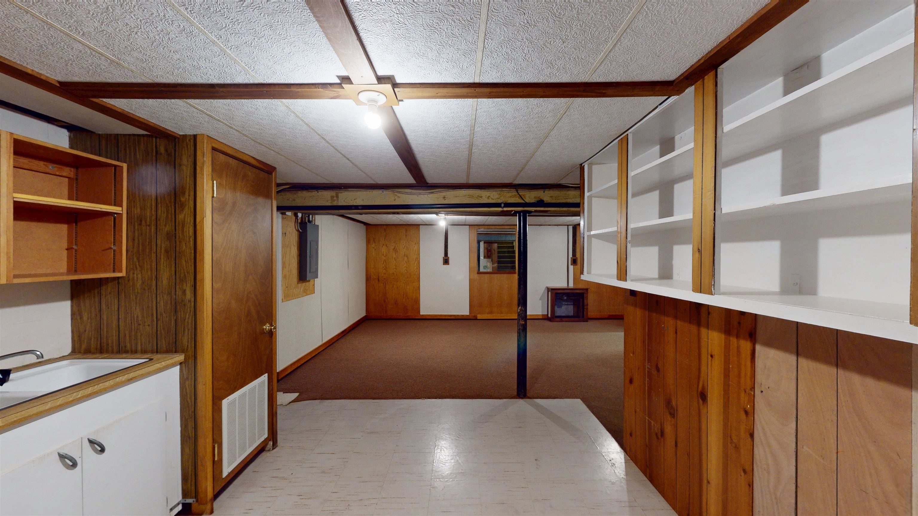 1324 E 8TH STREET, Marshfield, Wisconsin 54449, 3 Bedrooms Bedrooms, ,1 BathroomBathrooms,Residential,For Sale,1324 E 8TH STREET,22502380