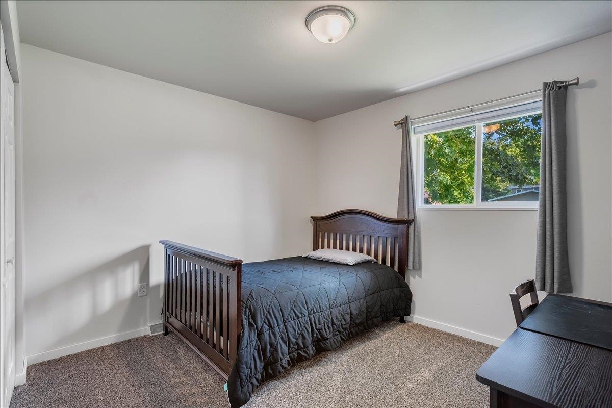 907 N SCHMIDT AVENUE, Marshfield, Wisconsin 54449, 4 Bedrooms Bedrooms, ,3 BathroomsBathrooms,Residential,For Sale,907 N SCHMIDT AVENUE,22502404