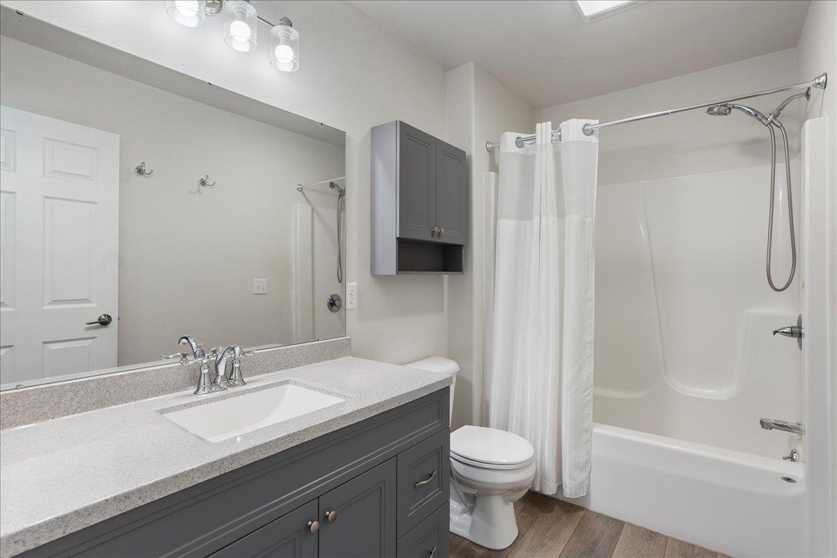 907 N SCHMIDT AVENUE, Marshfield, Wisconsin 54449, 4 Bedrooms Bedrooms, ,3 BathroomsBathrooms,Residential,For Sale,907 N SCHMIDT AVENUE,22502404