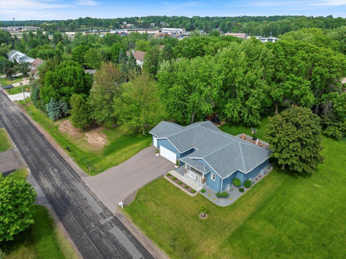907 N SCHMIDT AVENUE, Marshfield, Wisconsin 54449, 4 Bedrooms Bedrooms, ,3 BathroomsBathrooms,Residential,For Sale,907 N SCHMIDT AVENUE,22502404