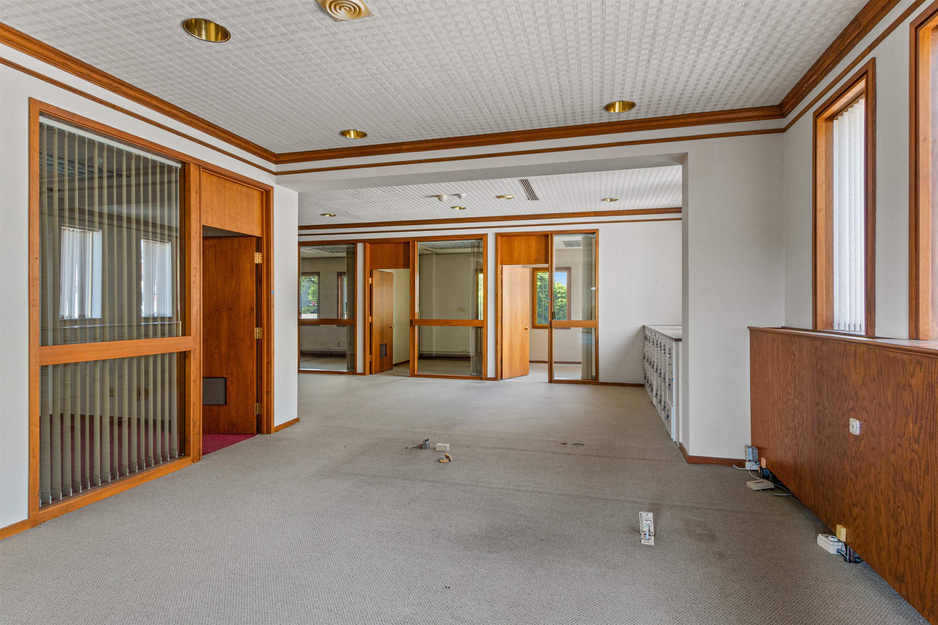 311 W GRAND AVENUE, Wisconsin Rapids, Wisconsin 54495, ,Commercial/industrial,For Rent,311 W GRAND AVENUE,22502415