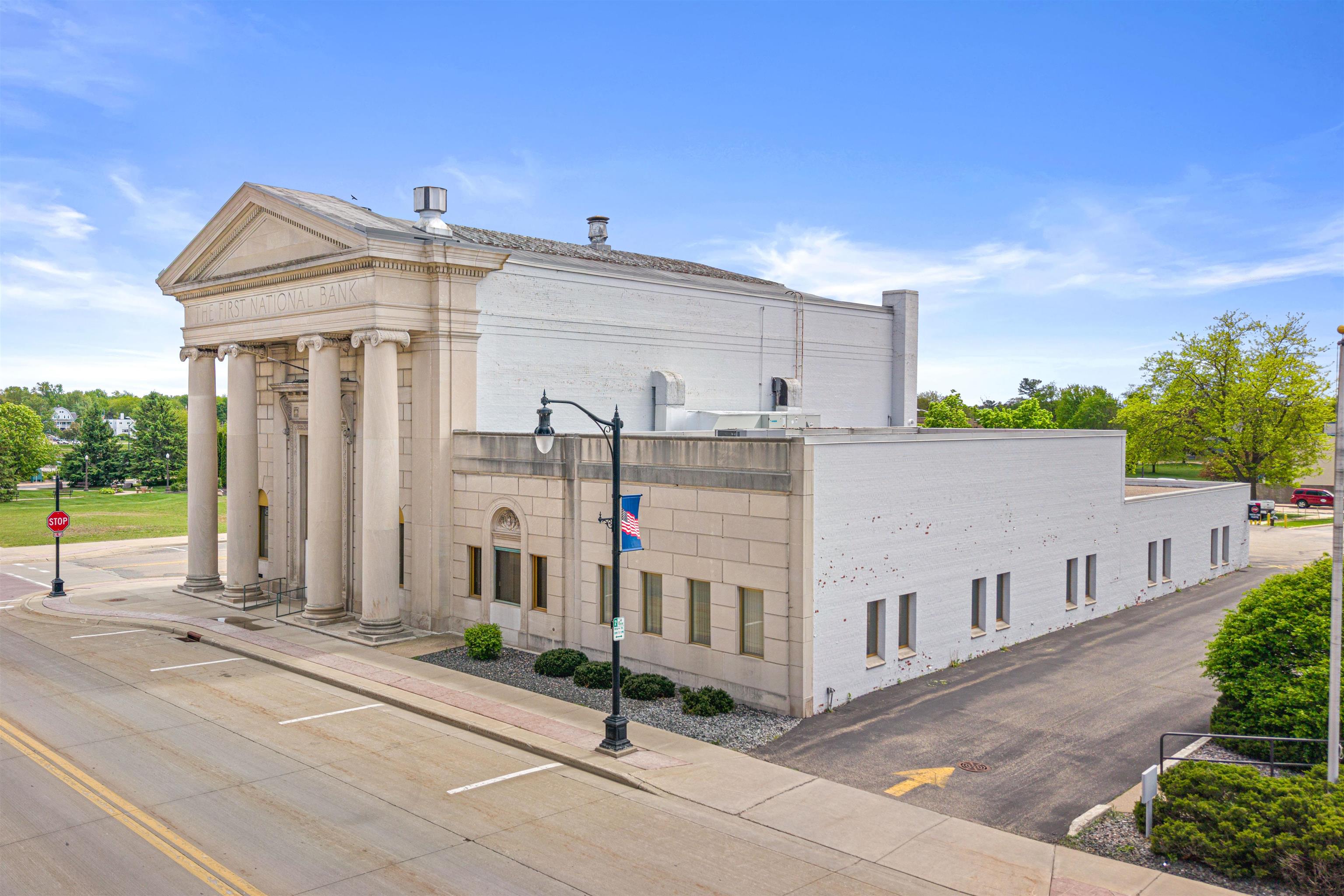 311 W GRAND AVENUE, Wisconsin Rapids, Wisconsin 54495, ,Commercial/industrial,For Rent,311 W GRAND AVENUE,22502415