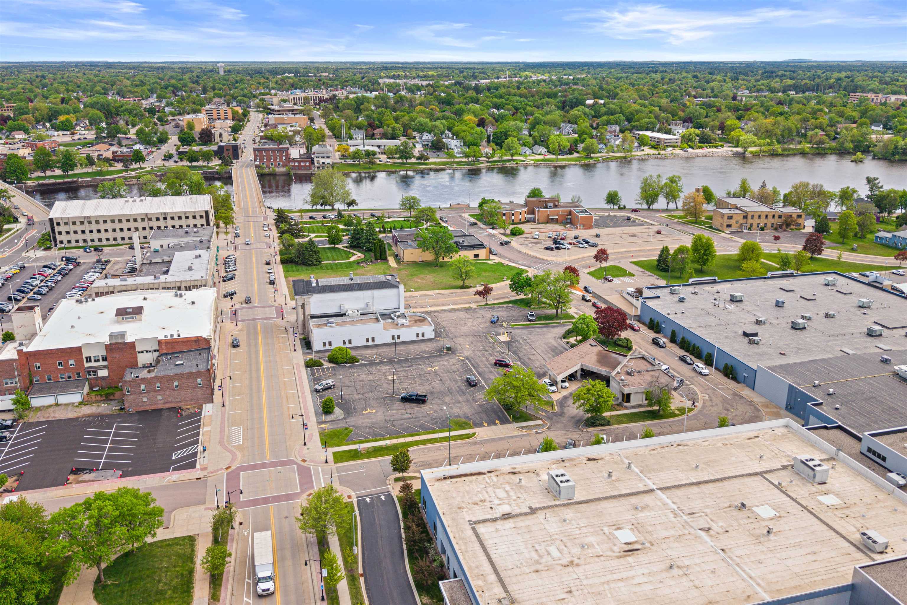 311 W GRAND AVENUE, Wisconsin Rapids, Wisconsin 54495, ,Commercial/industrial,For Rent,311 W GRAND AVENUE,22502415