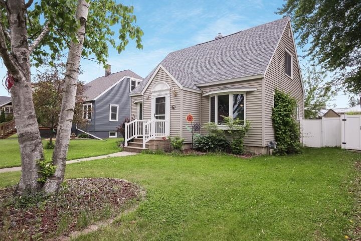 1111 S CEDAR AVENUE, Marshfield, Wisconsin 54449, 3 Bedrooms Bedrooms, ,1 BathroomBathrooms,Residential,For Sale,1111 S CEDAR AVENUE,22502424