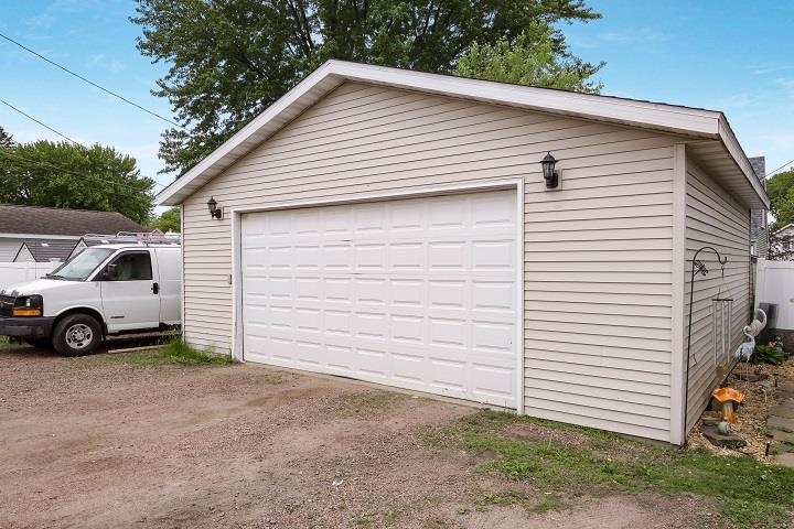 1111 S CEDAR AVENUE, Marshfield, Wisconsin 54449, 3 Bedrooms Bedrooms, ,1 BathroomBathrooms,Residential,For Sale,1111 S CEDAR AVENUE,22502424