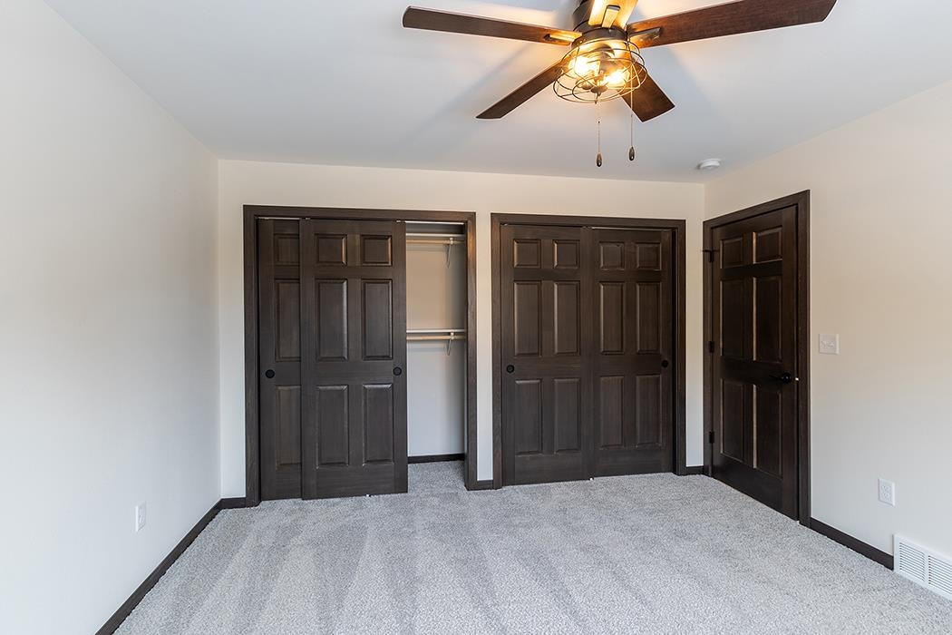 910-920 GREEN PASTURES TRAIL, Plover, Wisconsin 54467, 2 Bedrooms Bedrooms, 5 Rooms Rooms,1 BathroomBathrooms,Multi-family,For Sale,910-920 GREEN PASTURES TRAIL,22502439