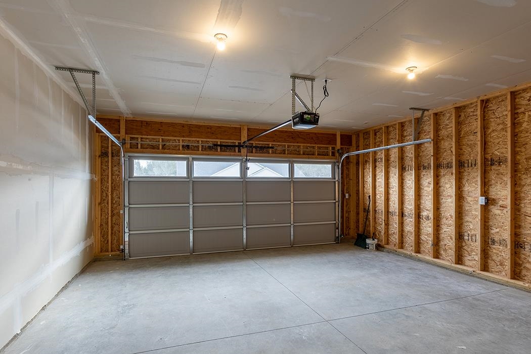 910-920 GREEN PASTURES TRAIL, Plover, Wisconsin 54467, 2 Bedrooms Bedrooms, 5 Rooms Rooms,1 BathroomBathrooms,Multi-family,For Sale,910-920 GREEN PASTURES TRAIL,22502439