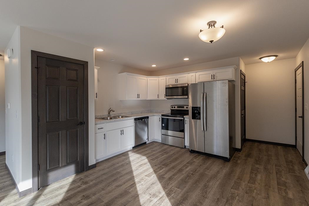 910-920 GREEN PASTURES TRAIL, Plover, Wisconsin 54467, 2 Bedrooms Bedrooms, 5 Rooms Rooms,1 BathroomBathrooms,Multi-family,For Sale,910-920 GREEN PASTURES TRAIL,22502439
