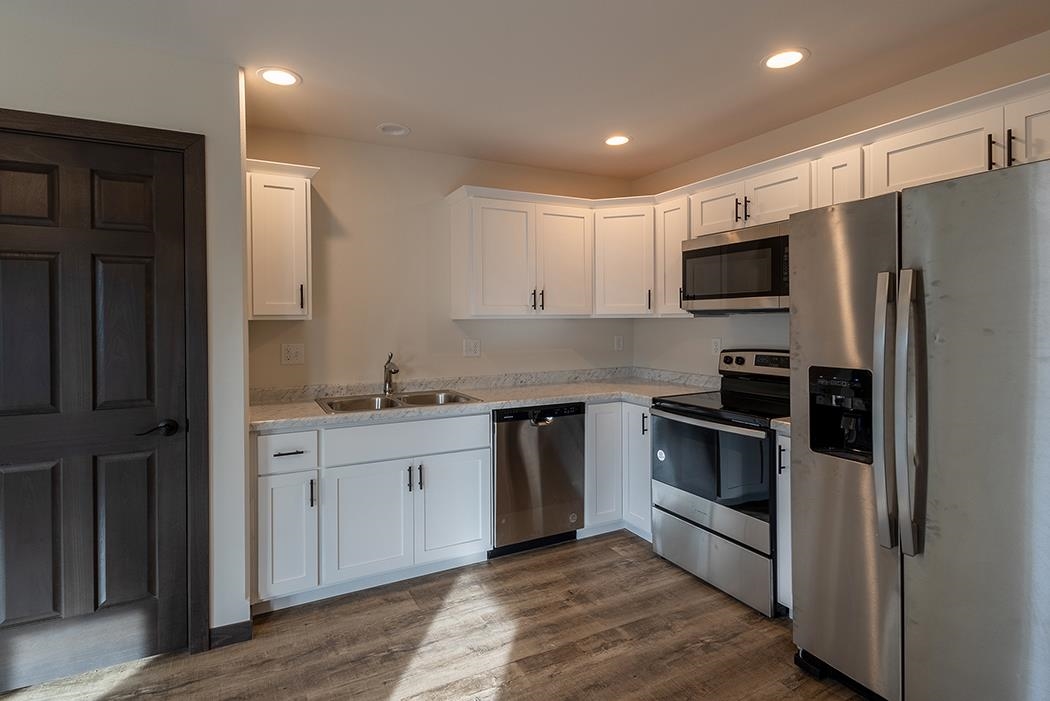 910-920 GREEN PASTURES TRAIL, Plover, Wisconsin 54467, 2 Bedrooms Bedrooms, 5 Rooms Rooms,1 BathroomBathrooms,Multi-family,For Sale,910-920 GREEN PASTURES TRAIL,22502439