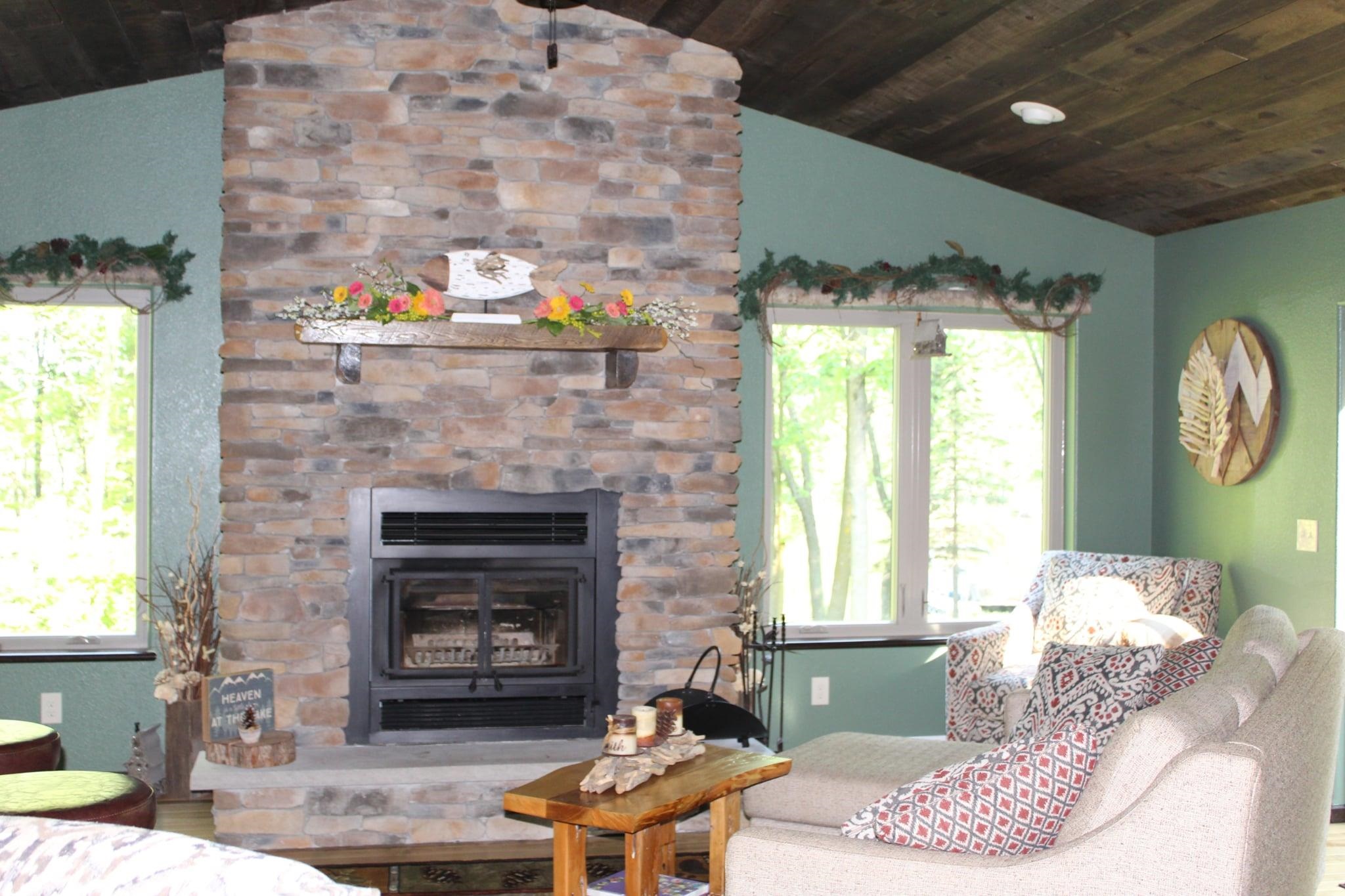 210560 MARYEL DRIVE, Stratford, Wisconsin 54484, 3 Bedrooms Bedrooms, ,2 BathroomsBathrooms,Residential,For Sale,210560 MARYEL DRIVE,22502440