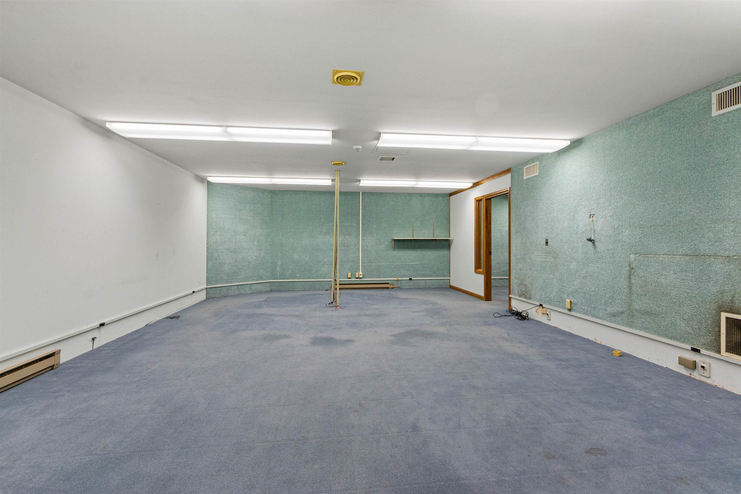 361 W GRAND AVENUE, Wisconsin Rapids, Wisconsin 54494, ,Commercial/industrial,For Rent,361 W GRAND AVENUE,22502457