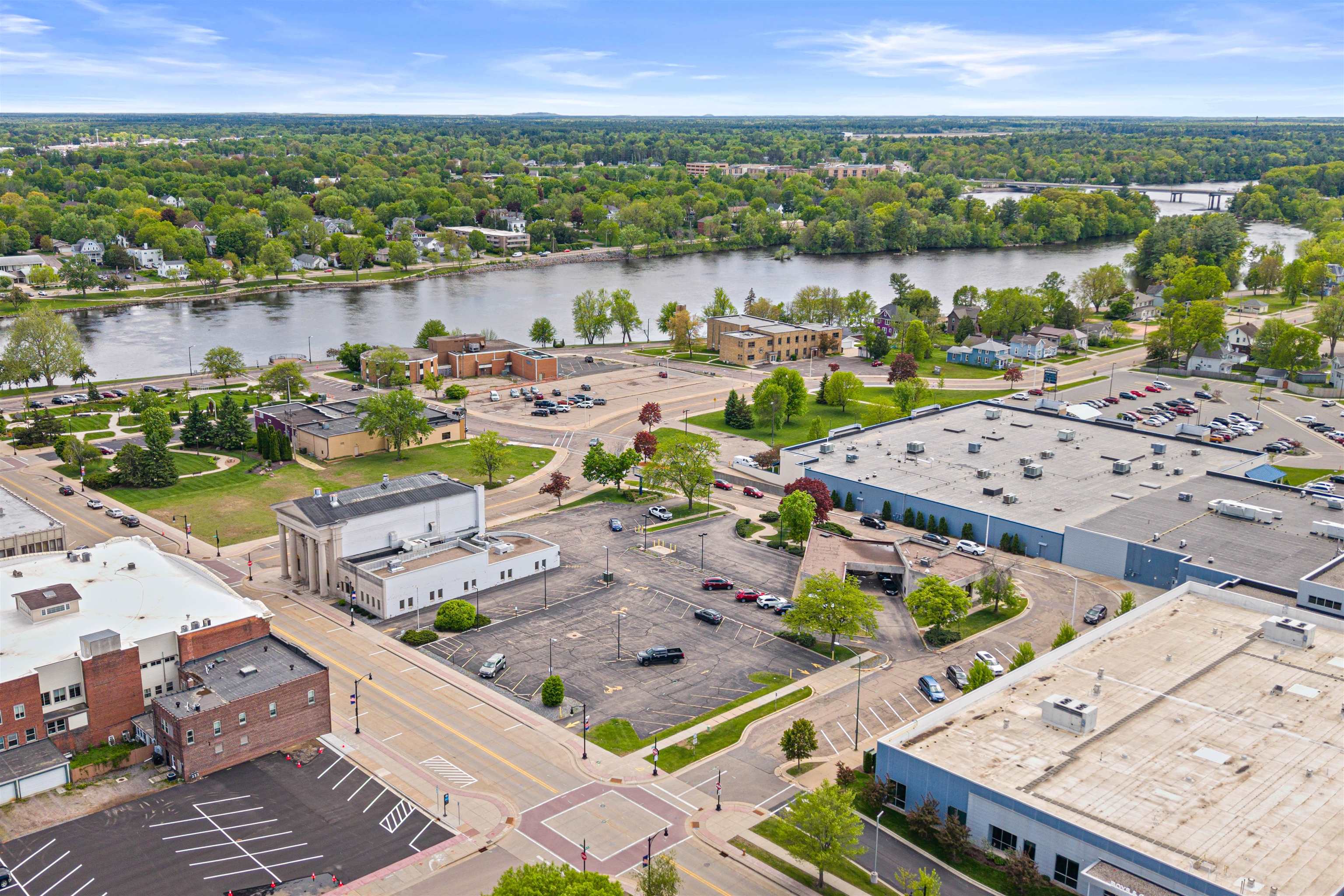 361 W GRAND AVENUE, Wisconsin Rapids, Wisconsin 54494, ,Commercial/industrial,For Rent,361 W GRAND AVENUE,22502457