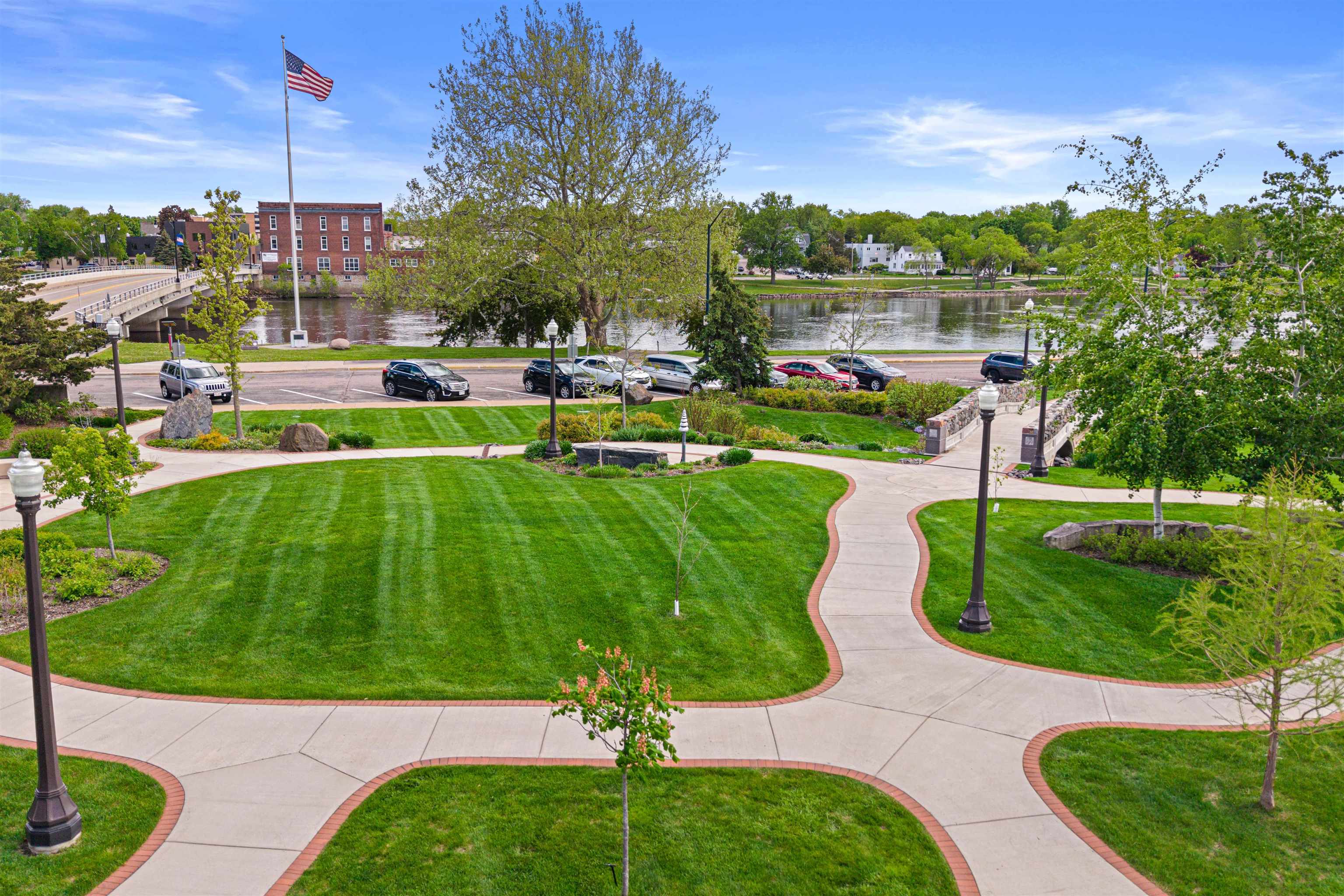 361 W GRAND AVENUE, Wisconsin Rapids, Wisconsin 54494, ,Commercial/industrial,For Rent,361 W GRAND AVENUE,22502457