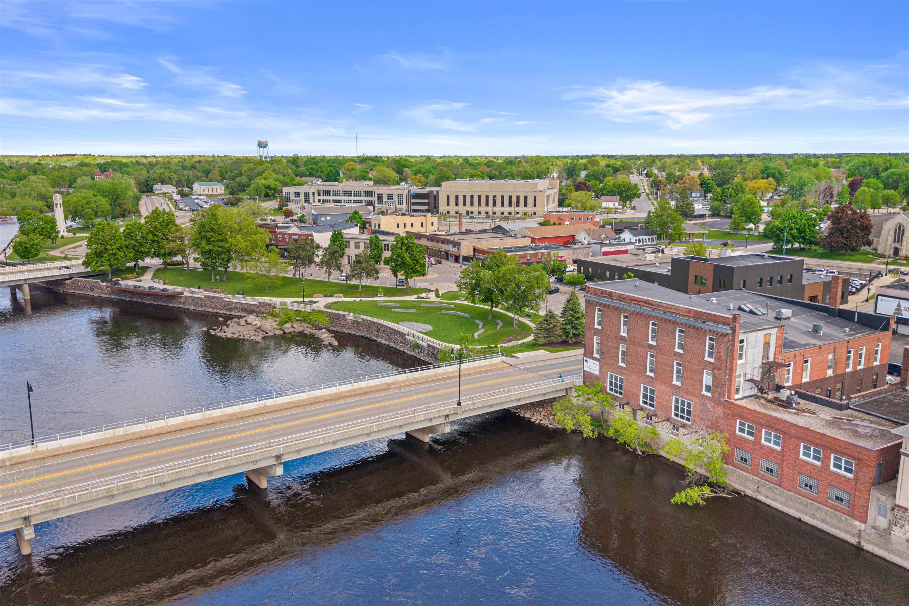 361 W GRAND AVENUE, Wisconsin Rapids, Wisconsin 54494, ,Commercial/industrial,For Rent,361 W GRAND AVENUE,22502457