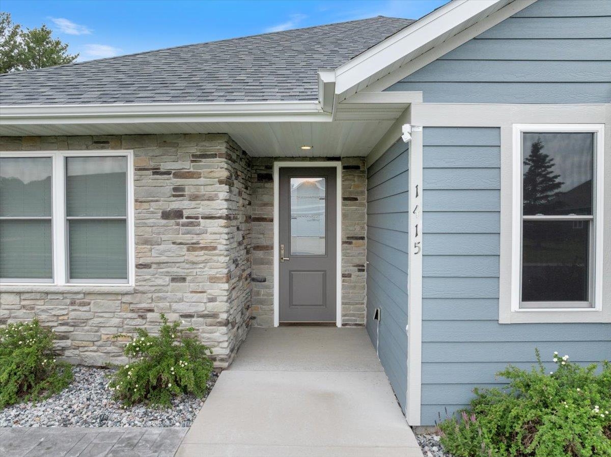 1415 E 20TH STREET, Marshfield, Wisconsin 54449, 2 Bedrooms Bedrooms, ,2 BathroomsBathrooms,Residential,For Sale,1415 E 20TH STREET,22502476